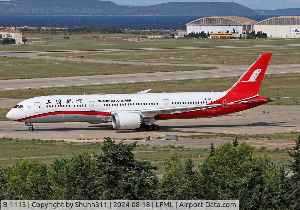 B-1113, 2018 Boeing 787-9 Dreamliner Dreamliner C/N 63708, Taxiing holding point rwy 31R for departure...