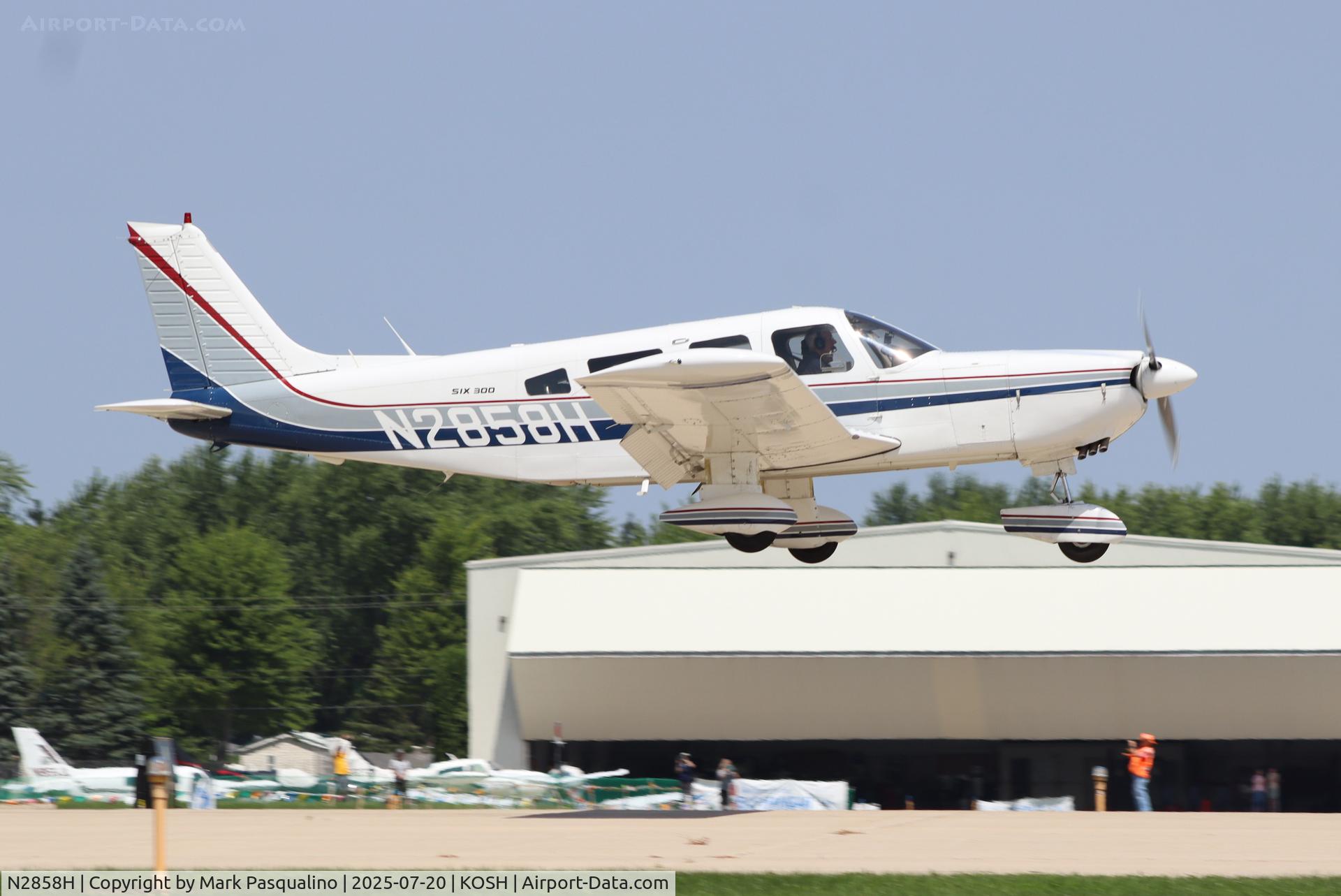 N2858H, 1979 Piper PA-32-300 Cherokee Six Cherokee Six C/N 32-7940162, Piper PA-32-300