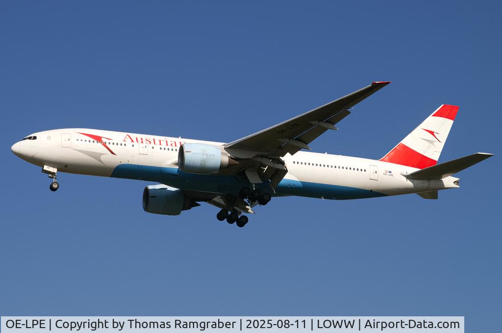 OE-LPE, 1998 Boeing 777-2Q8/ER C/N 27607, Austrian Airlines Boeing 777-200ER