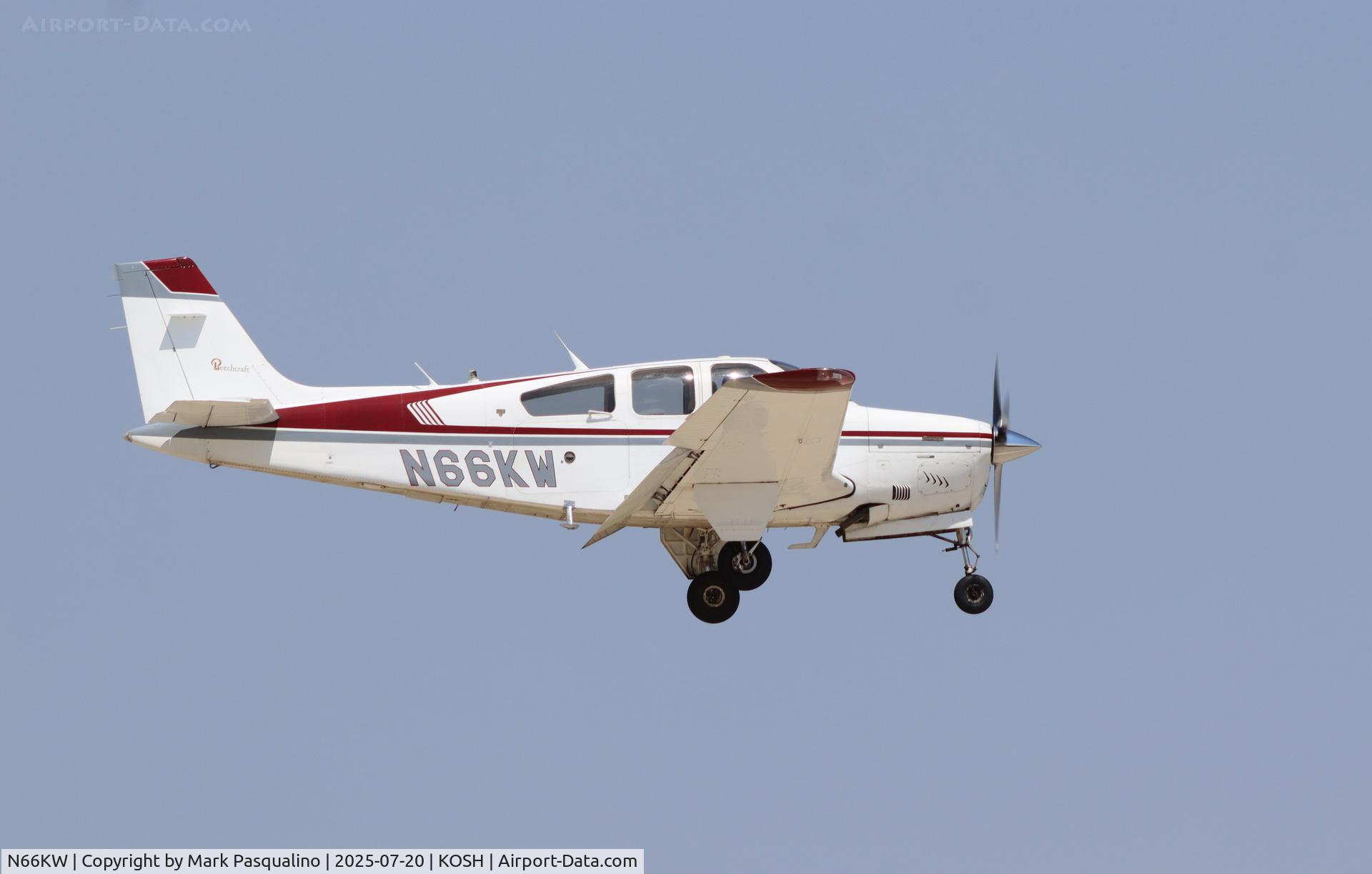 N66KW, 1981 Beech F33A Bonanza C/N CE-948, Beech F33A