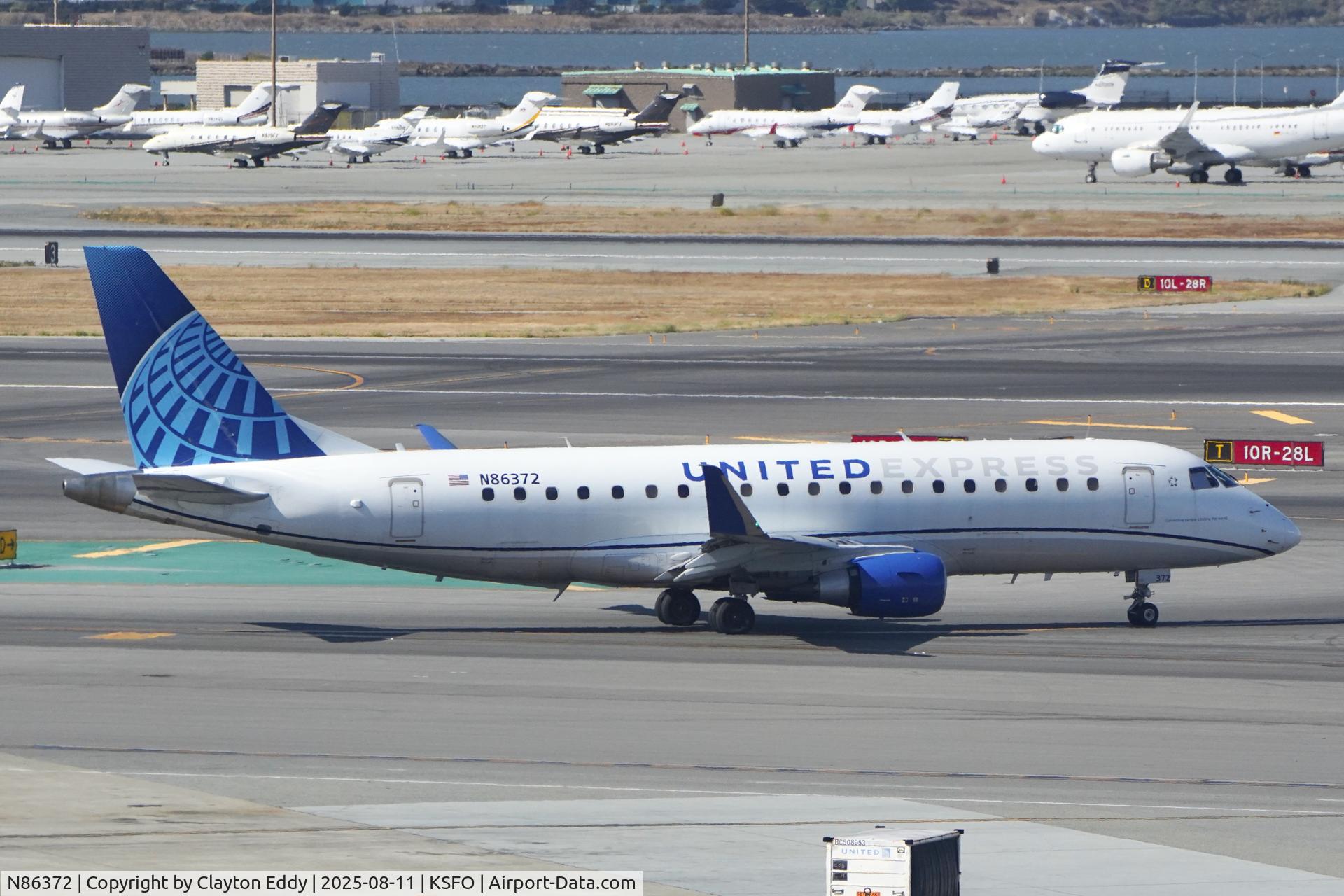 N86372, 2020 Yabora Indutria Aeronautic S Embraer ERJ-175LL (ERJ-170-200 LL) C/N 854, Sky Terrace SFO 2025
