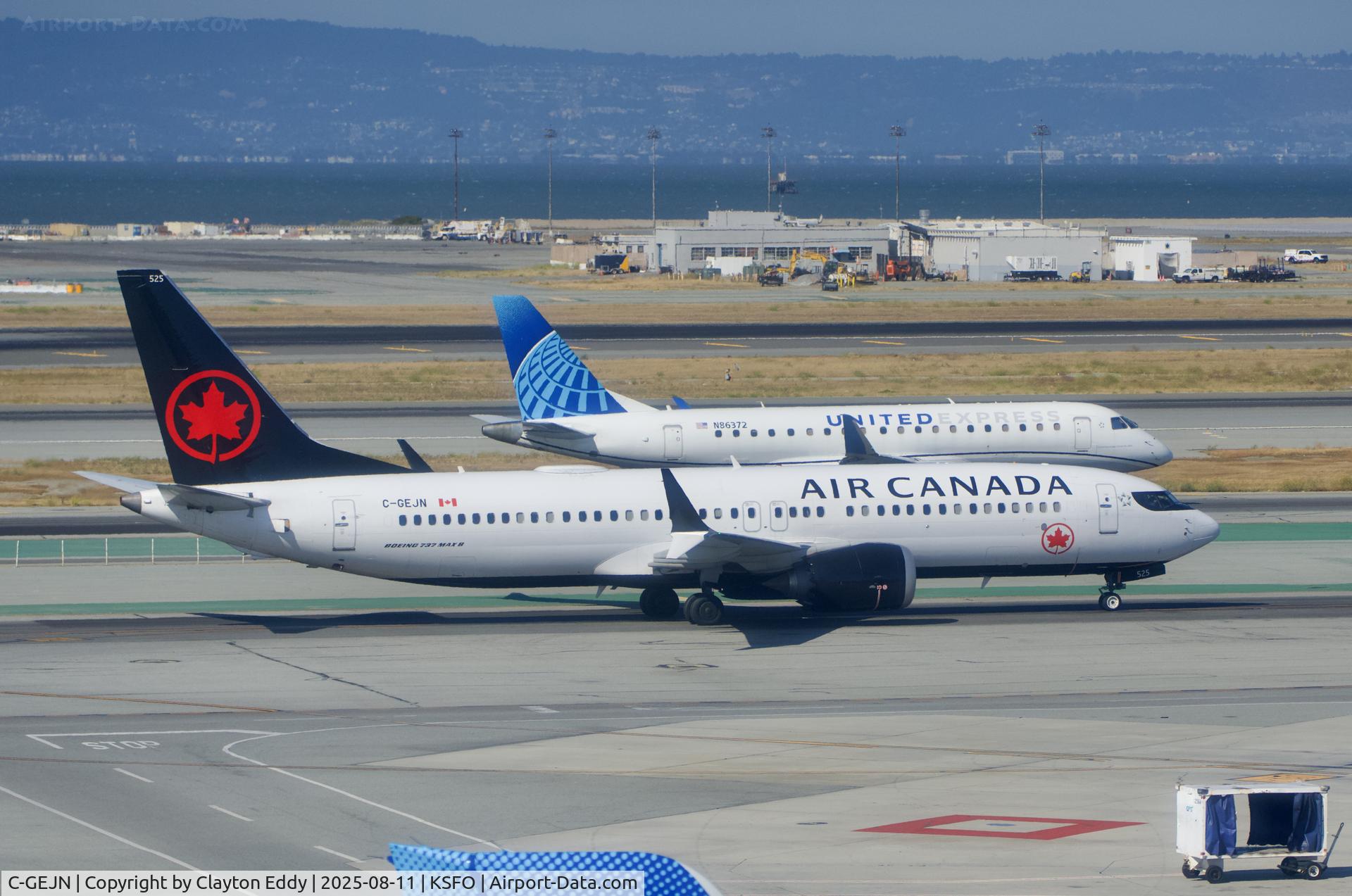 C-GEJN, 2021 Boeing 737 MAX 8 C/N 61233, Sky Terrace SFO 2025