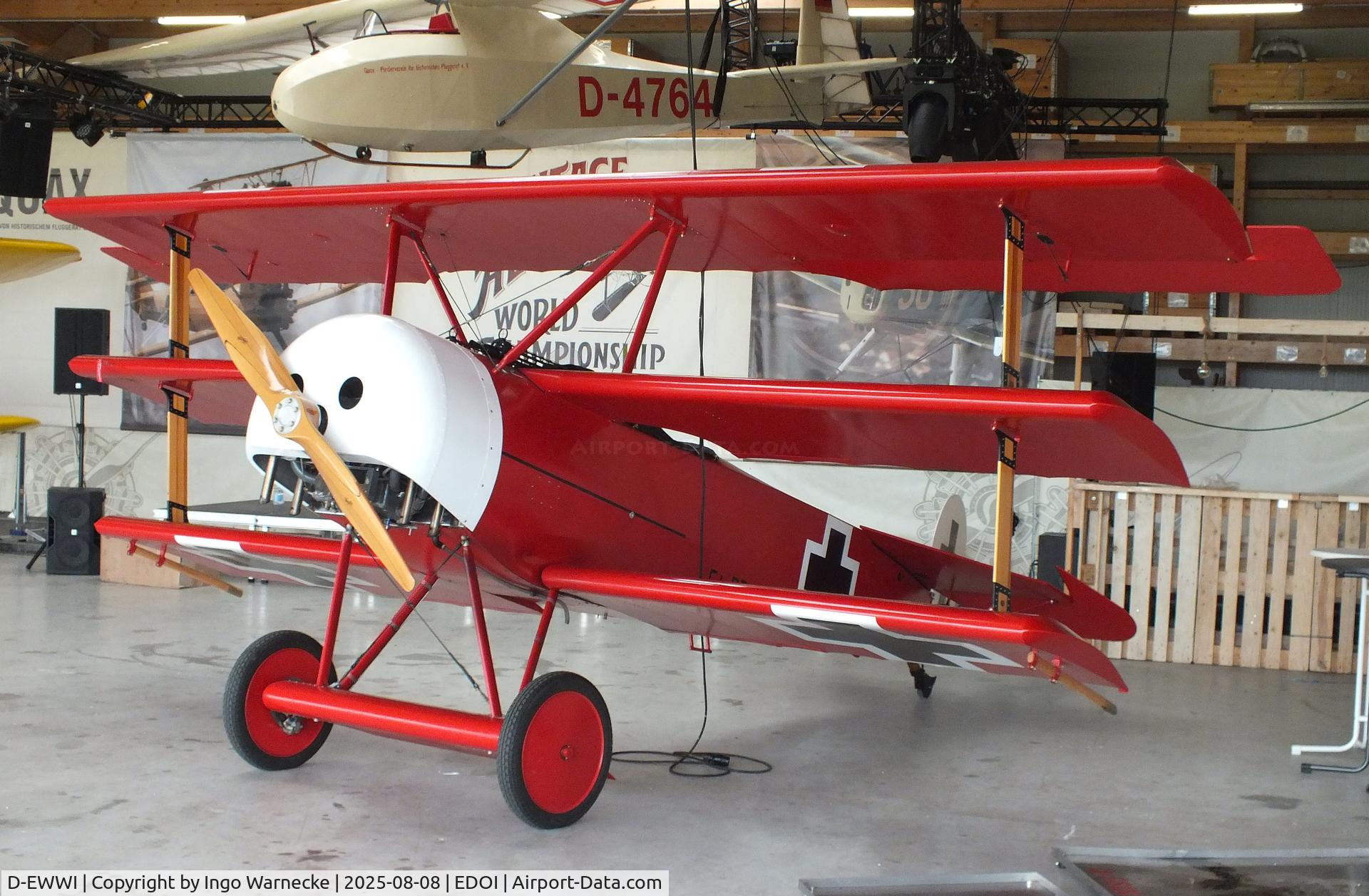 D-EWWI, 1980 Fokker replica DR.1 C/N 20002643, Fokker Dr I replica at Bienenfarm airfield during the 2025 Quax Bücker-Treffen (Bücker-Meeting) and Vintage Aerobatic World Championships