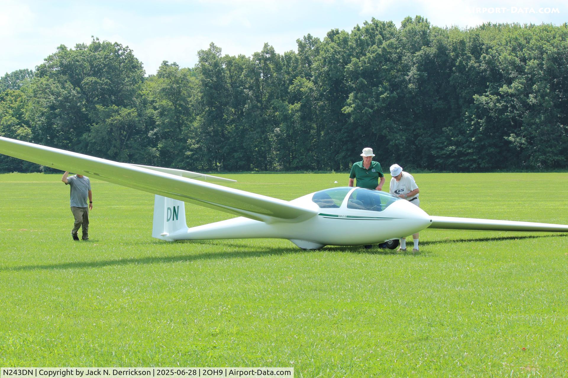 N243DN, 2025 Schleicher ASK-21B C/N 211024, DN first flight