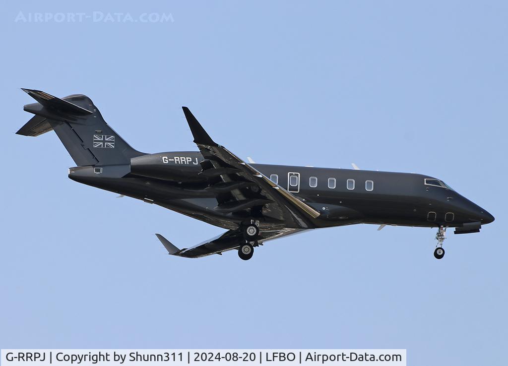 G-RRPJ, 2024 Bombardier Challenger 3500 C/N 020999, Landing rwy 32L