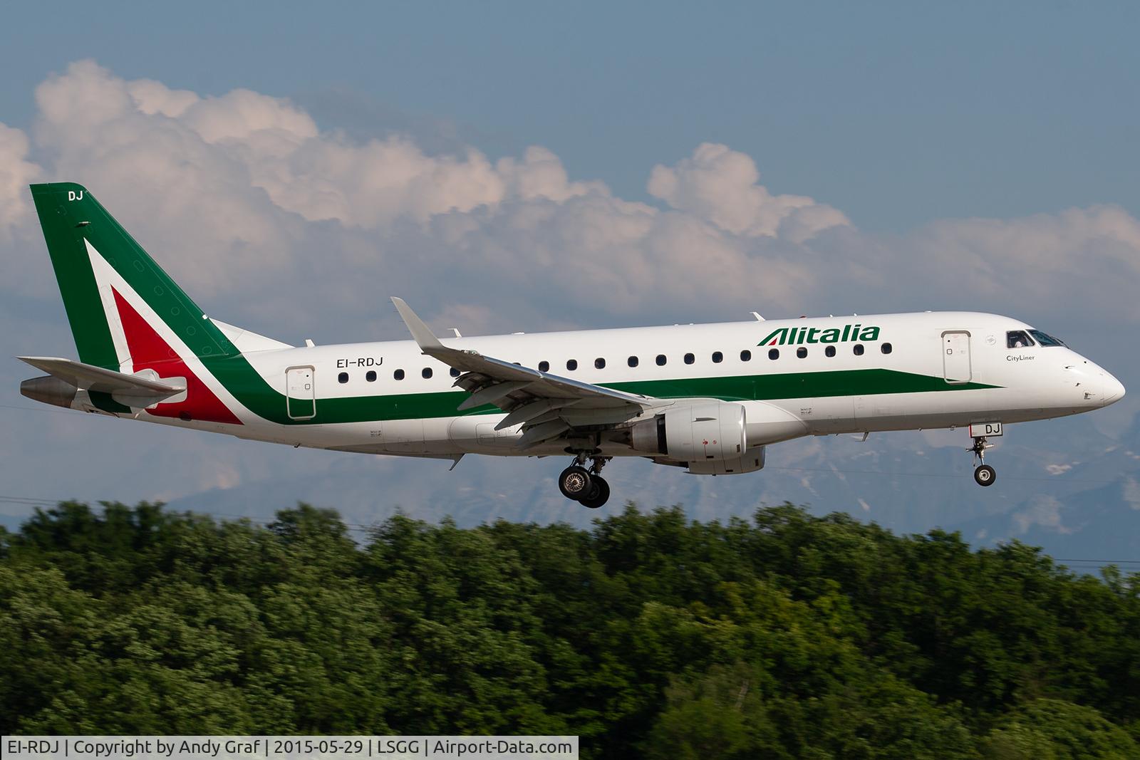 EI-RDJ, 2012 Embraer 175LR (ERJ-170-200LR) C/N 17000342, Alitalia EMB175