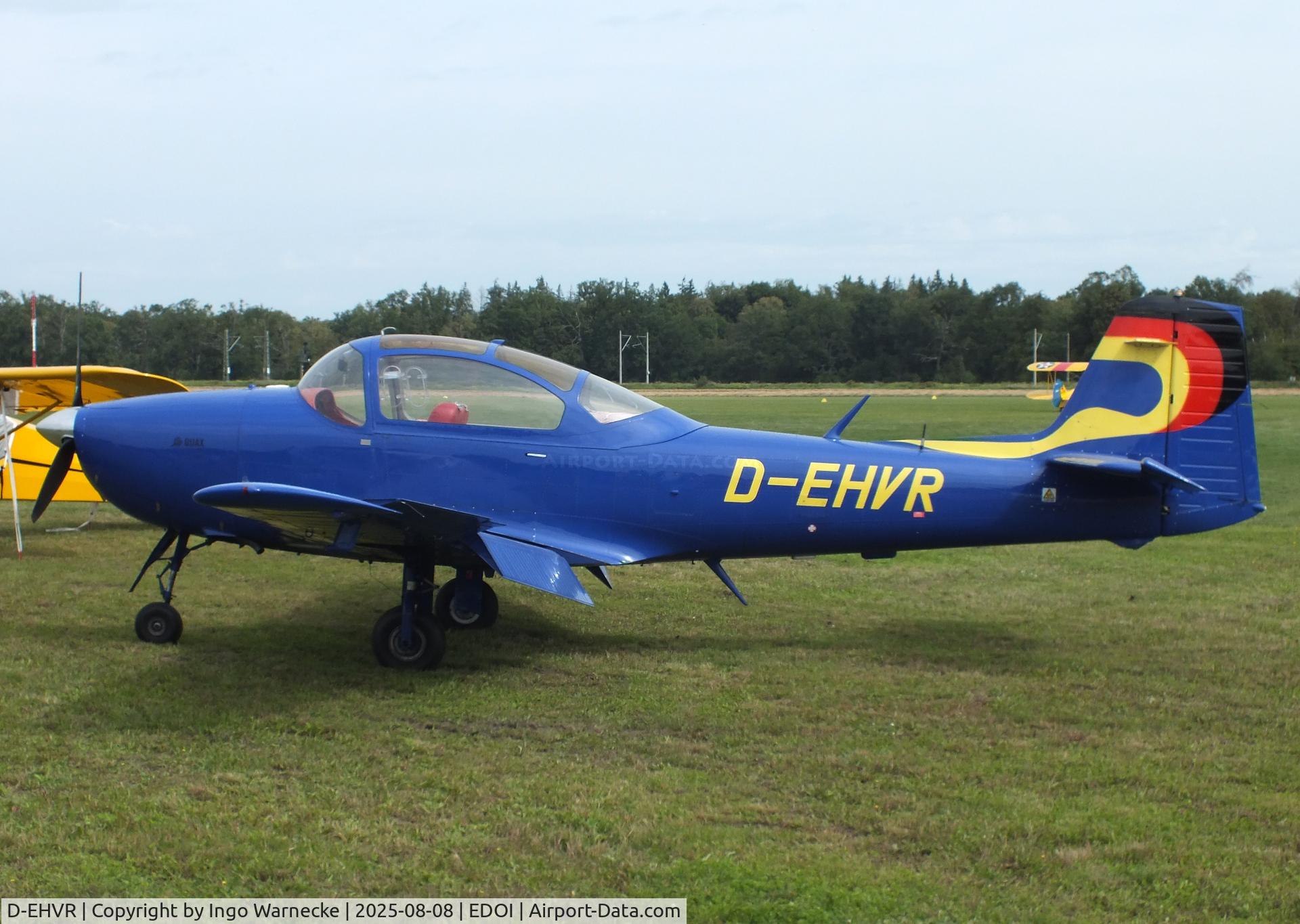 D-EHVR, 1975 Piaggio P-149D C/N 054, Piaggio (Focke-Wulf) FWP.149D at Bienenfarm airfield during the 2025 Quax Bücker-Treffen (Bücker-Meeting) and Vintage Aerobatic World Championships