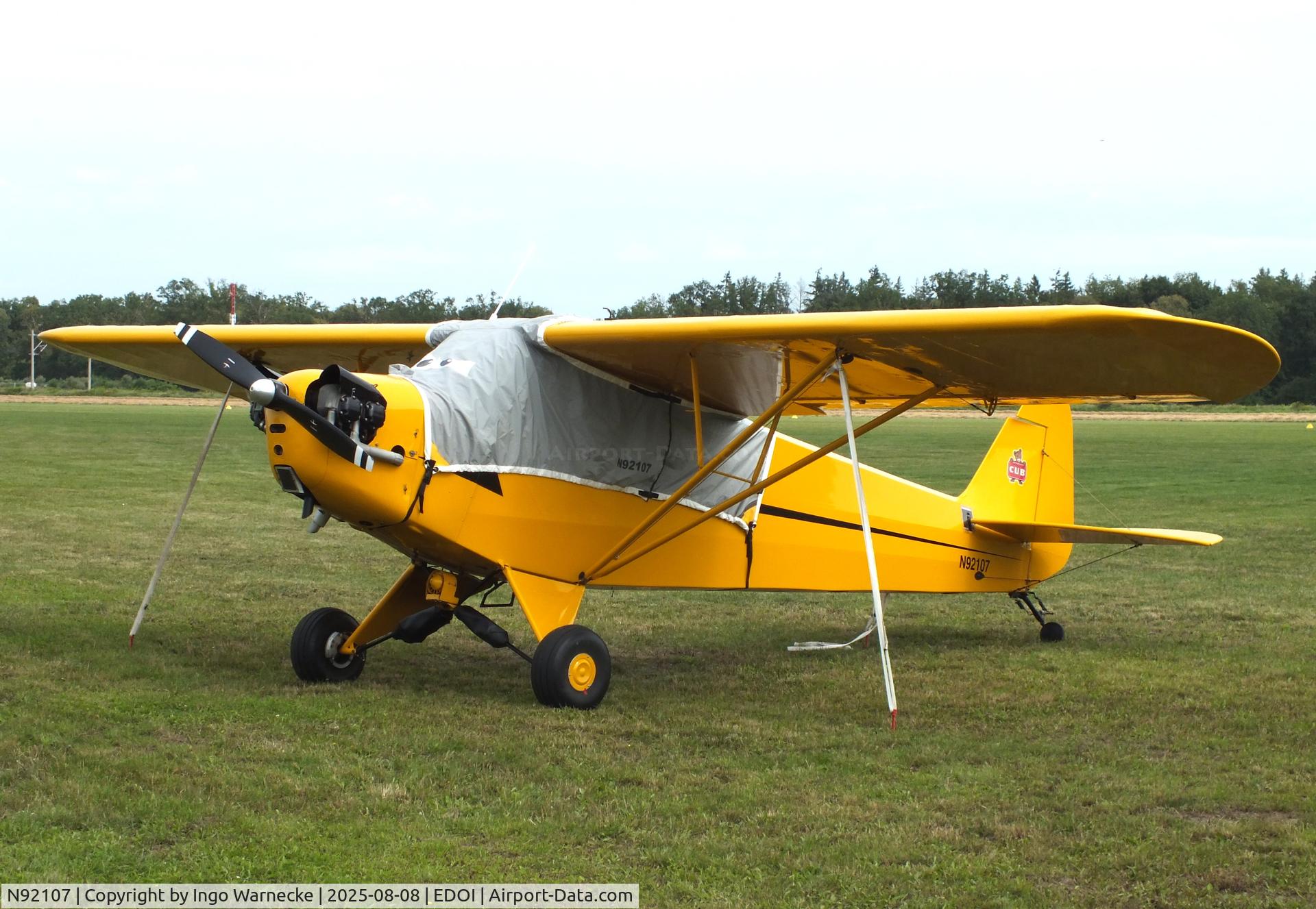 N92107, 1946 Piper J3C-65 Cub C/N 16544, Piper J3C-65 Cub at Bienenfarm airfield during the 2025 Quax Bücker-Treffen (Bücker-Meeting) and Vintage Aerobatic World Championships