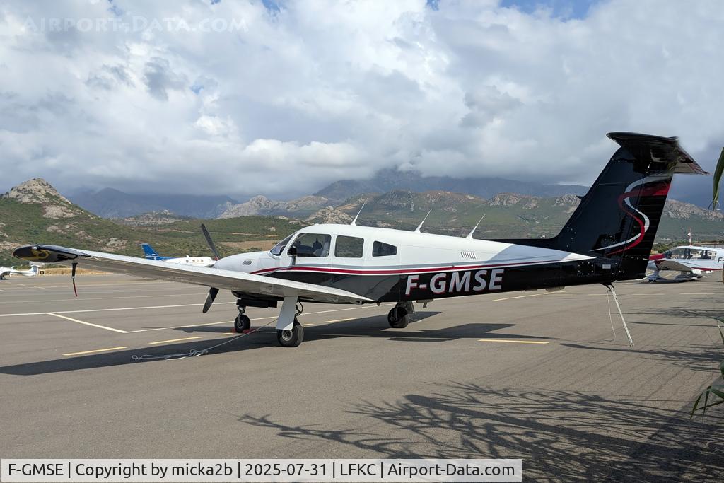 F-GMSE, 1981 Piper PA-28RT-201T Turbo Arrow IV Arrow IV C/N 28R-8131042, Parked