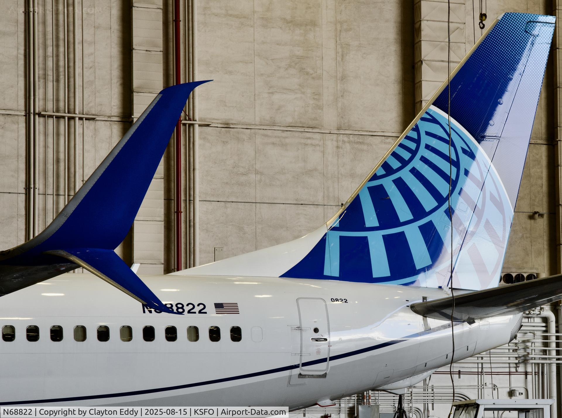 N68822, 2014 Boeing 737-924/ER C/N 42178, SFO 2025