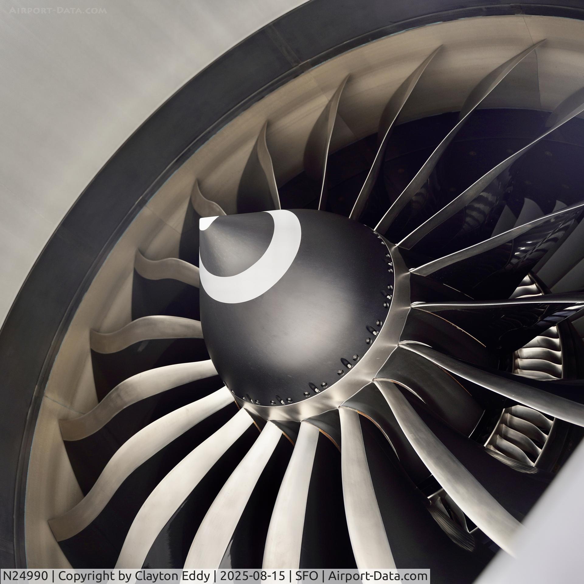 N24990, 2024 Boeing 787-9 Dreamliner Dreamliner C/N 38276, General Electric GEnx-1B engines SFO 2025