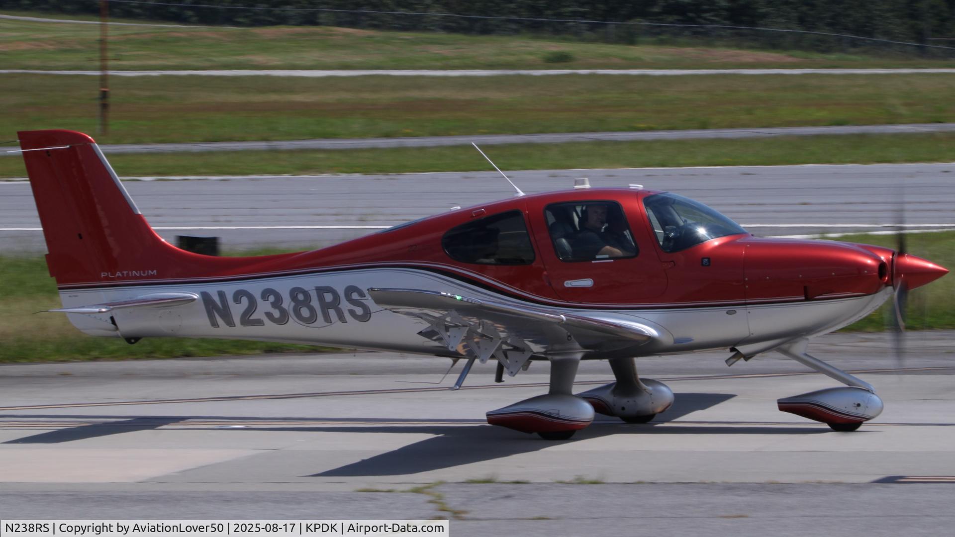 N238RS, , SR22