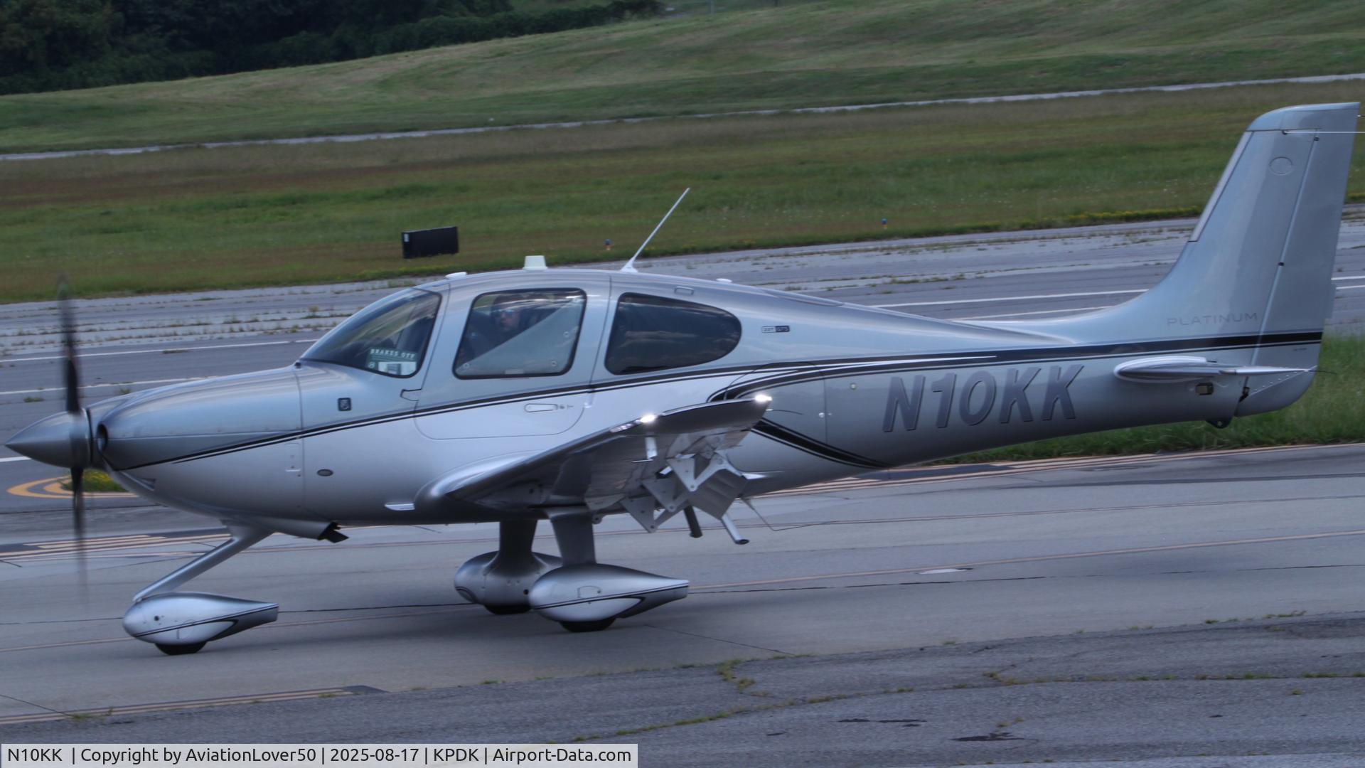 N7020L, 1999 Waco YMF-F5C C/N F5C085, SR22T