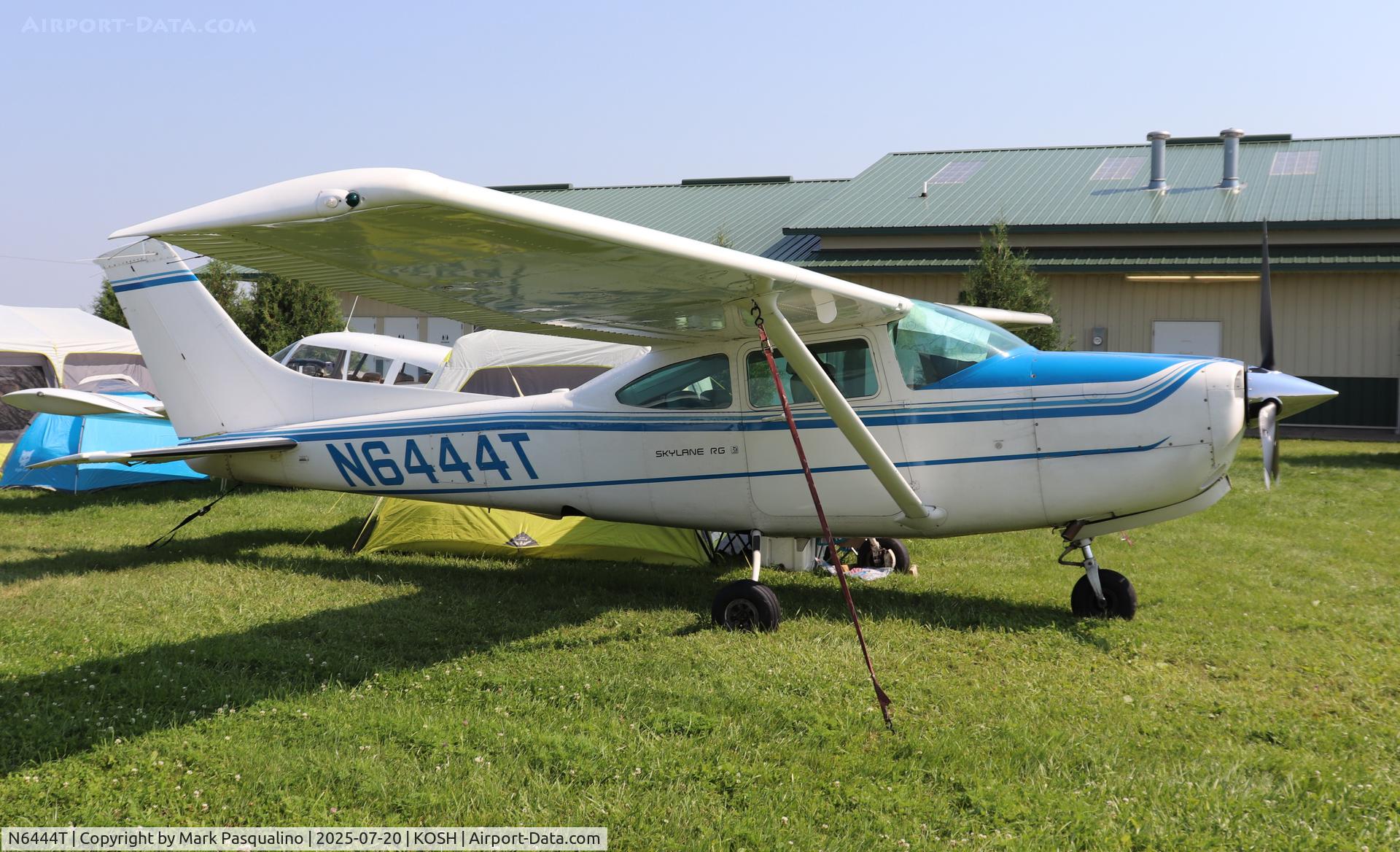 N6444T, 1985 Cessna R182 Skylane RG C/N R18202026, Cessna R182