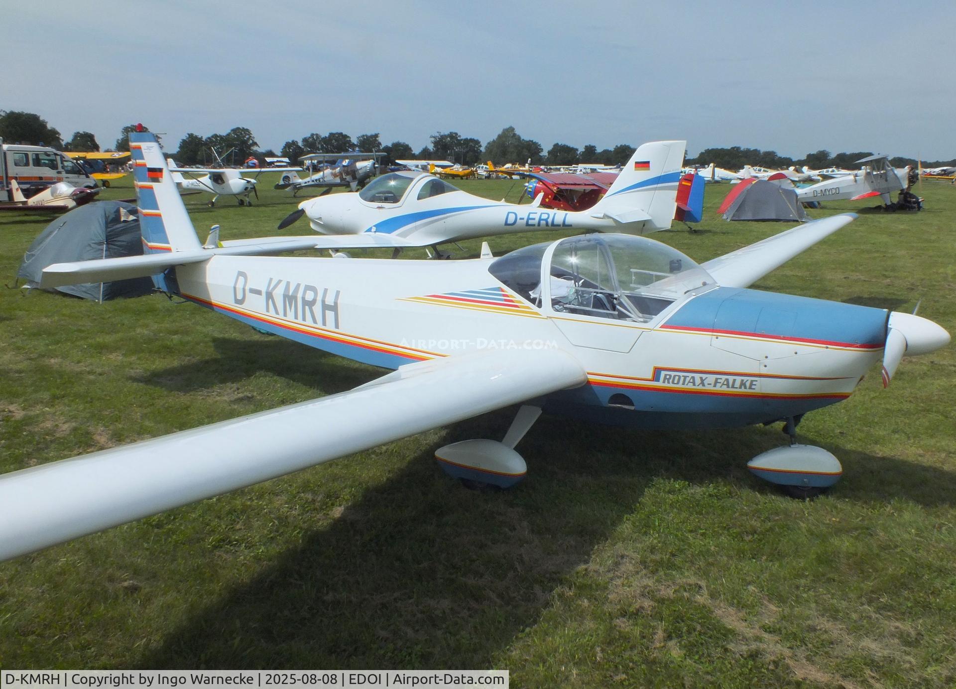 D-KMRH, Scheibe SF-25C Rotax-Falke C/N 44540, Scheibe SF-25C Rotax-Falke at Bienenfarm airfield during the 2025 Quax Bücker-Treffen (Bücker-Meeting) and Vintage Aerobatic World Championships