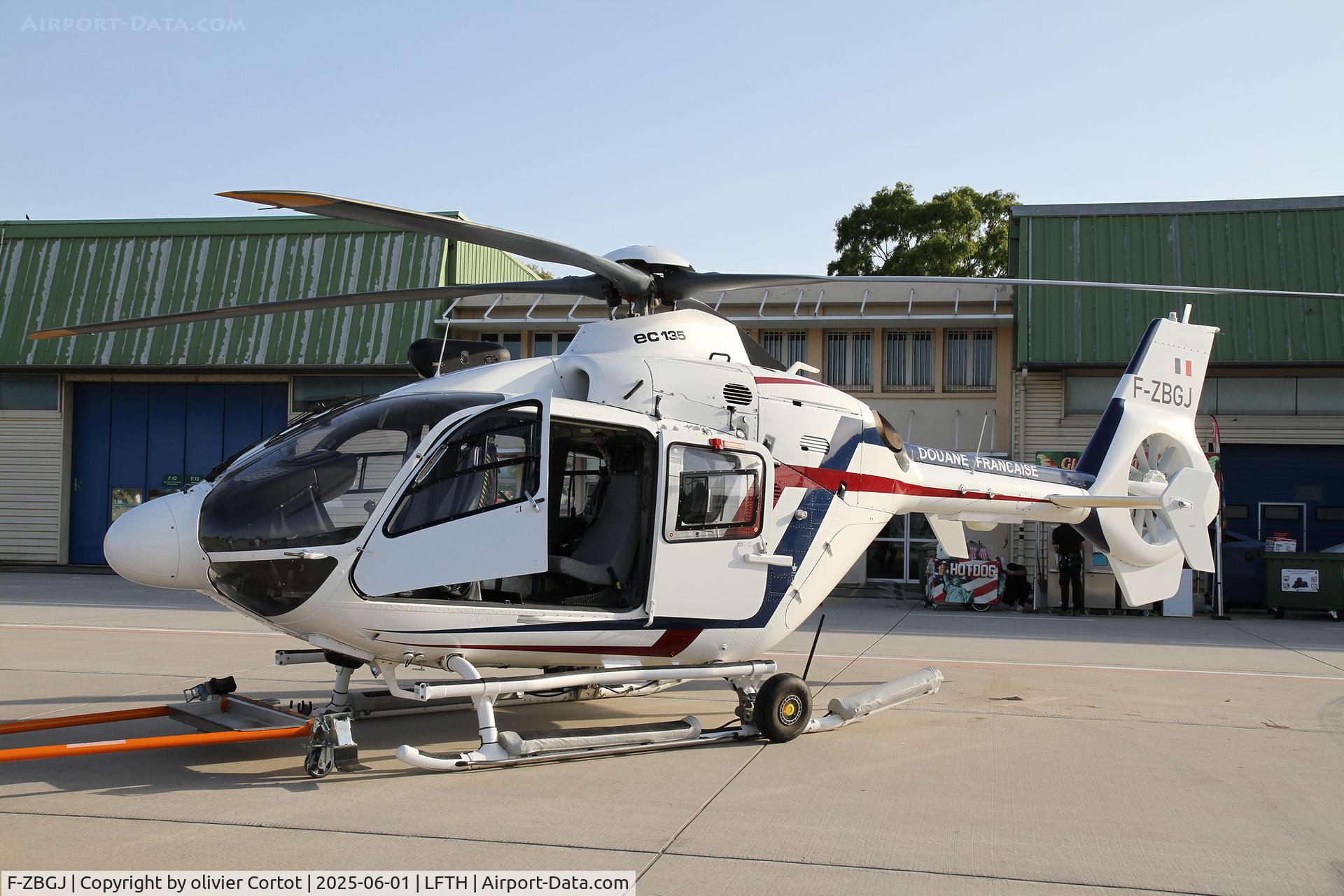 F-ZBGJ, 2007 Eurocopter EC-135P-1 C/N 0551, Hyeres airbase anniversary, june 2025
