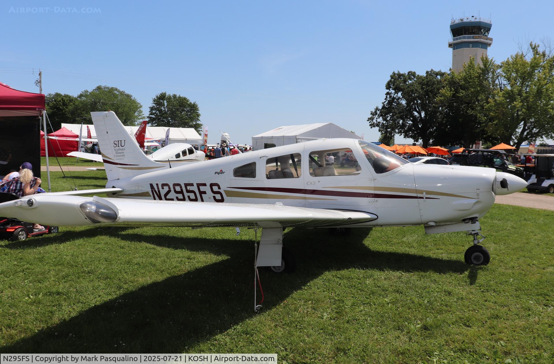 N295FS, 2018 Piper PA-28R-201 Cherokee Arrow III C/N 2844178, Piper PA-28R-201