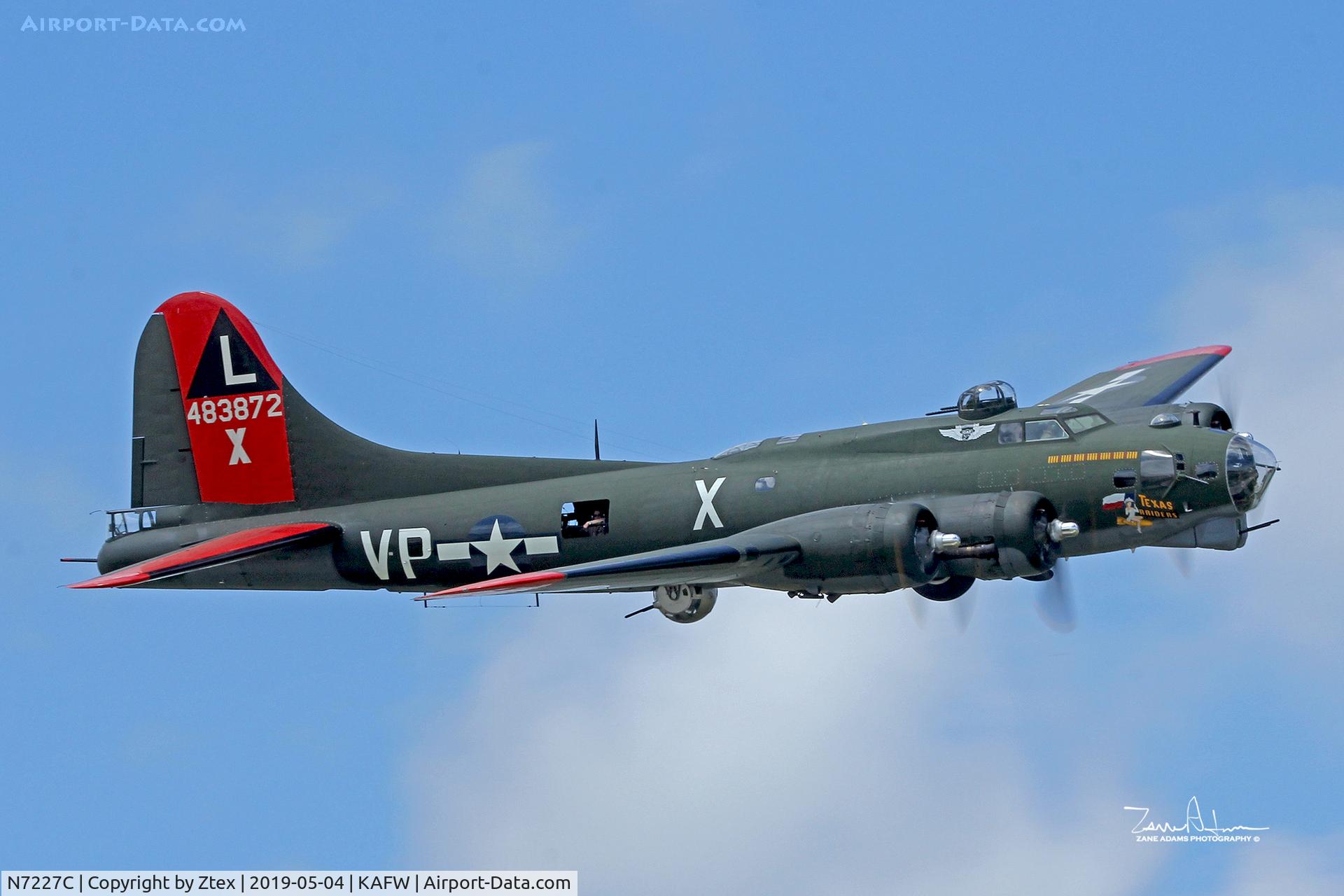 N7227C, 1944 Boeing B-17G Fortress C/N 32513, Texas Raiders - San Marcos  airshow 
