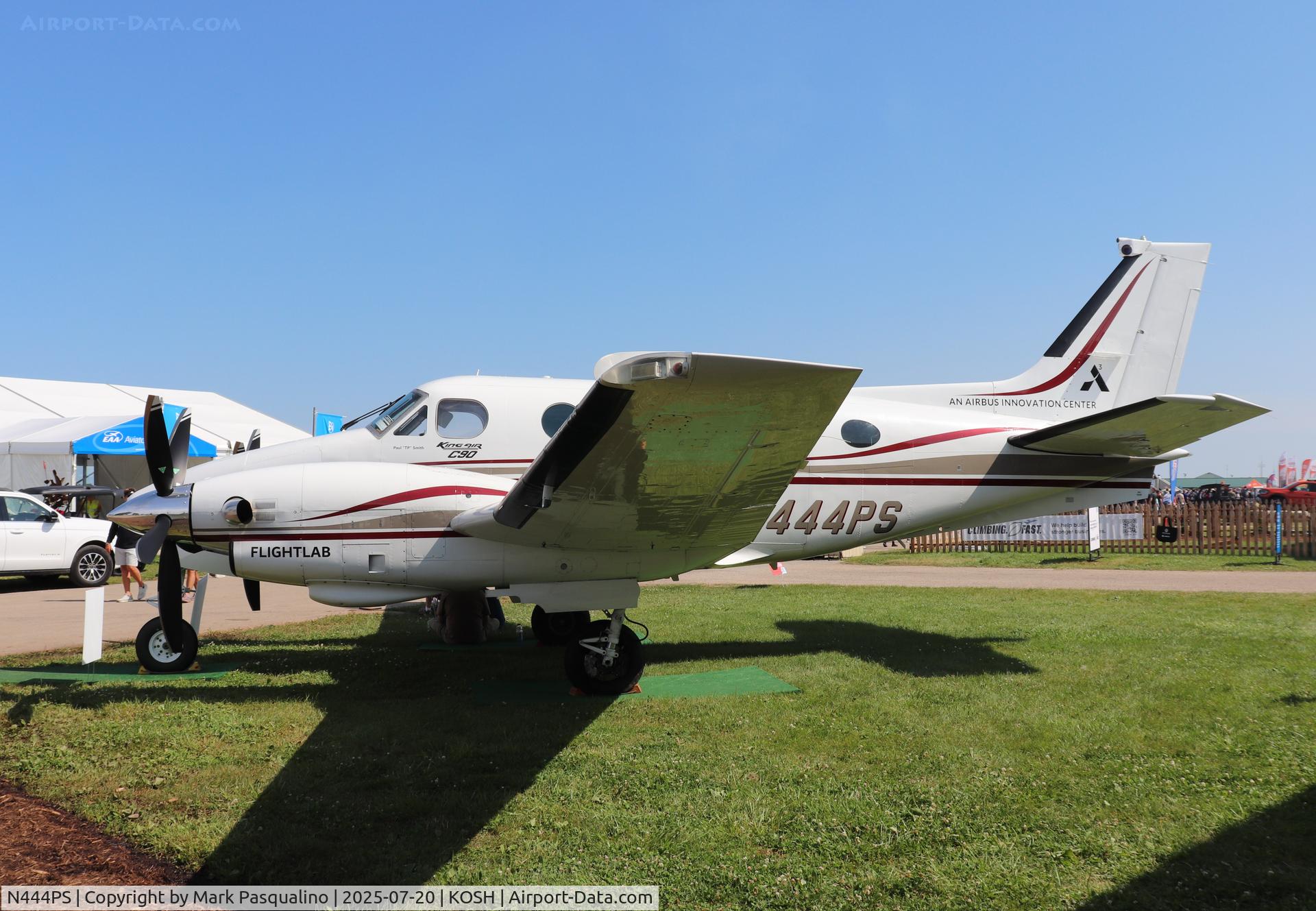 N444PS, 1973 Beech C90 King Air C/N LJ-615, Beech C90