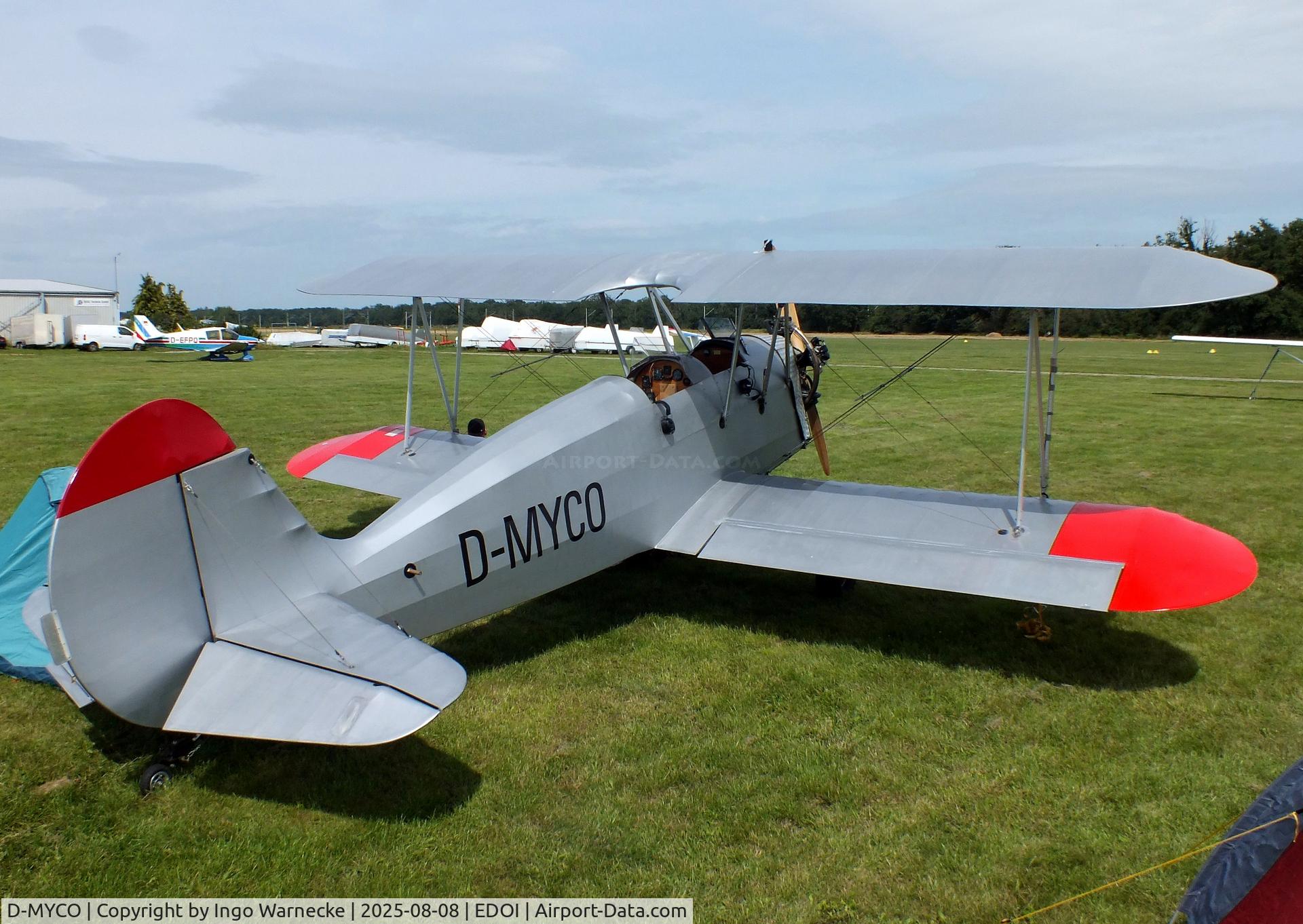D-MYCO, Flugtechnik Herringhausen Vagabund C/N 15, Flugtechnik Herringhausen Vagabund at Bienenfarm airfield during the 2025 Quax Bücker-Treffen (Bücker-Meeting) and Vintage Aerobatic World Championships