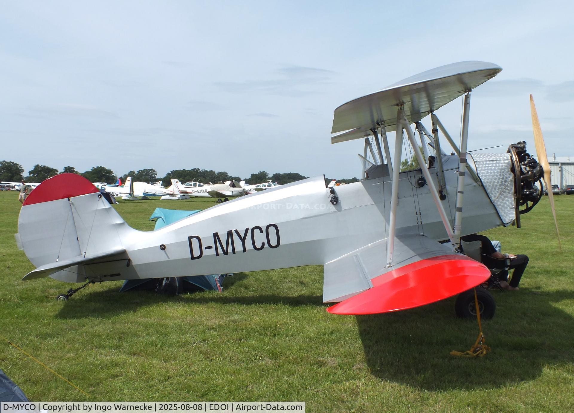 D-MYCO, Flugtechnik Herringhausen Vagabund C/N 15, Flugtechnik Herringhausen Vagabund at Bienenfarm airfield during the 2025 Quax Bücker-Treffen (Bücker-Meeting) and Vintage Aerobatic World Championships