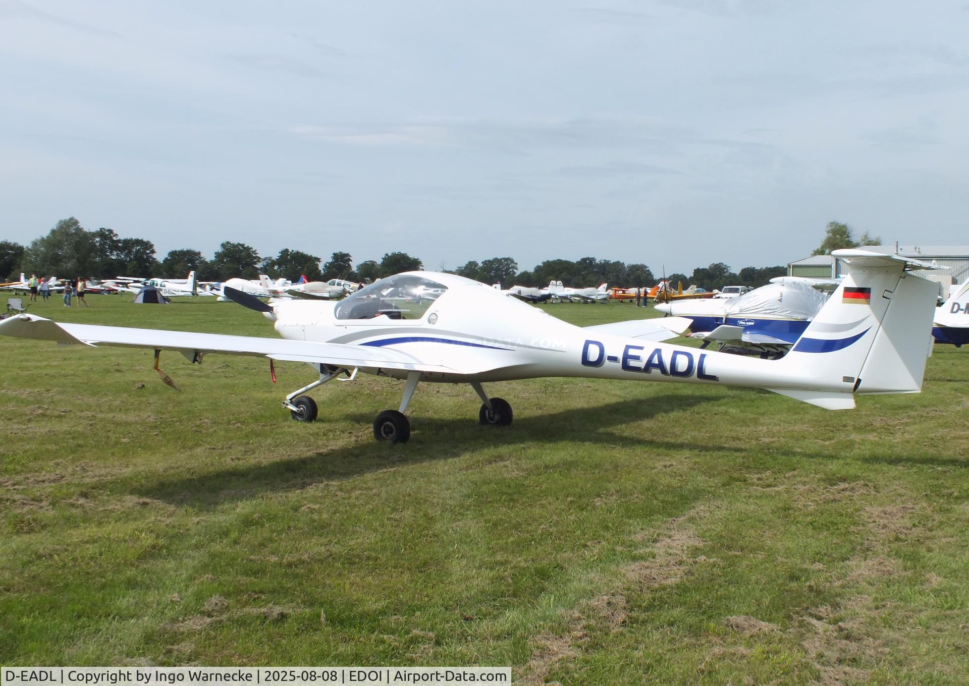 D-EADL, Diamond DV-20-100 Katana C/N 20105, Diamond DV-20-100 Katana at Bienenfarm airfield during the 2025 Quax Bücker-Treffen (Bücker-Meeting) and Vintage Aerobatic World Championships
