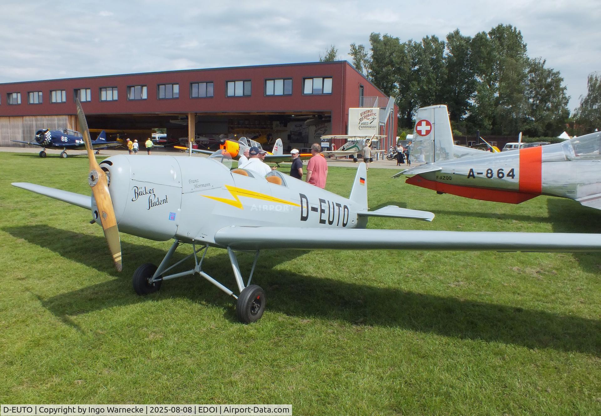 D-EUTO, 1939 Bucker Bu-180B Student C/N 2115, Bücker Bü 180B Student at Bienenfarm airfield during the 2025 Quax Bücker-Treffen (Bücker-Meeting) and Vintage Aerobatic World Championships