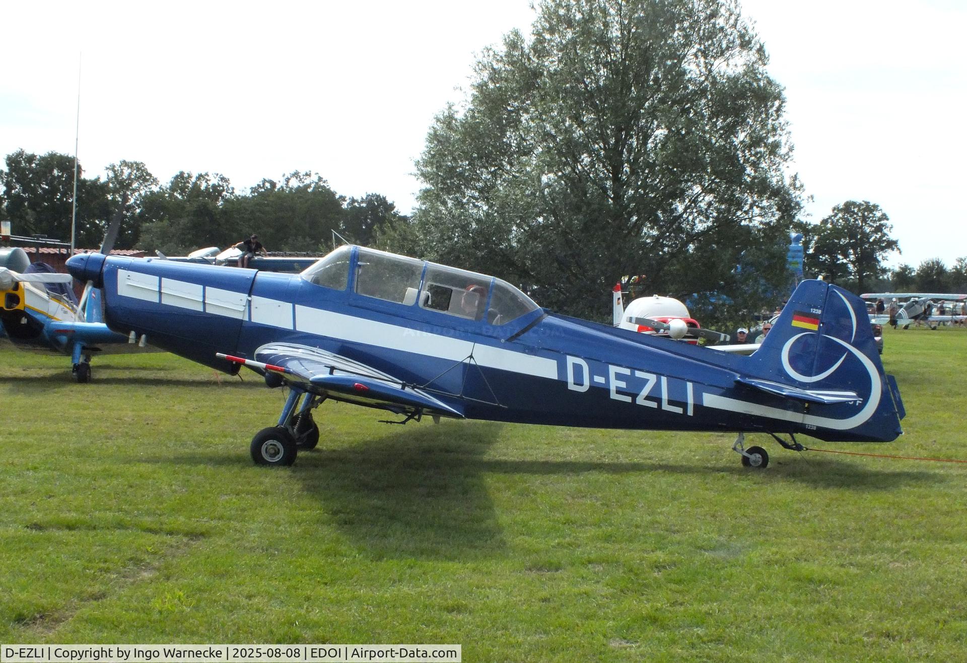 D-EZLI, 1971 Zlin Z-526F Trener Master C/N 1238, Zlin Z-526F Trener Master at Bienenfarm airfield during the 2025 Quax Bücker-Treffen (Bücker-Meeting) and Vintage Aerobatic World Championships