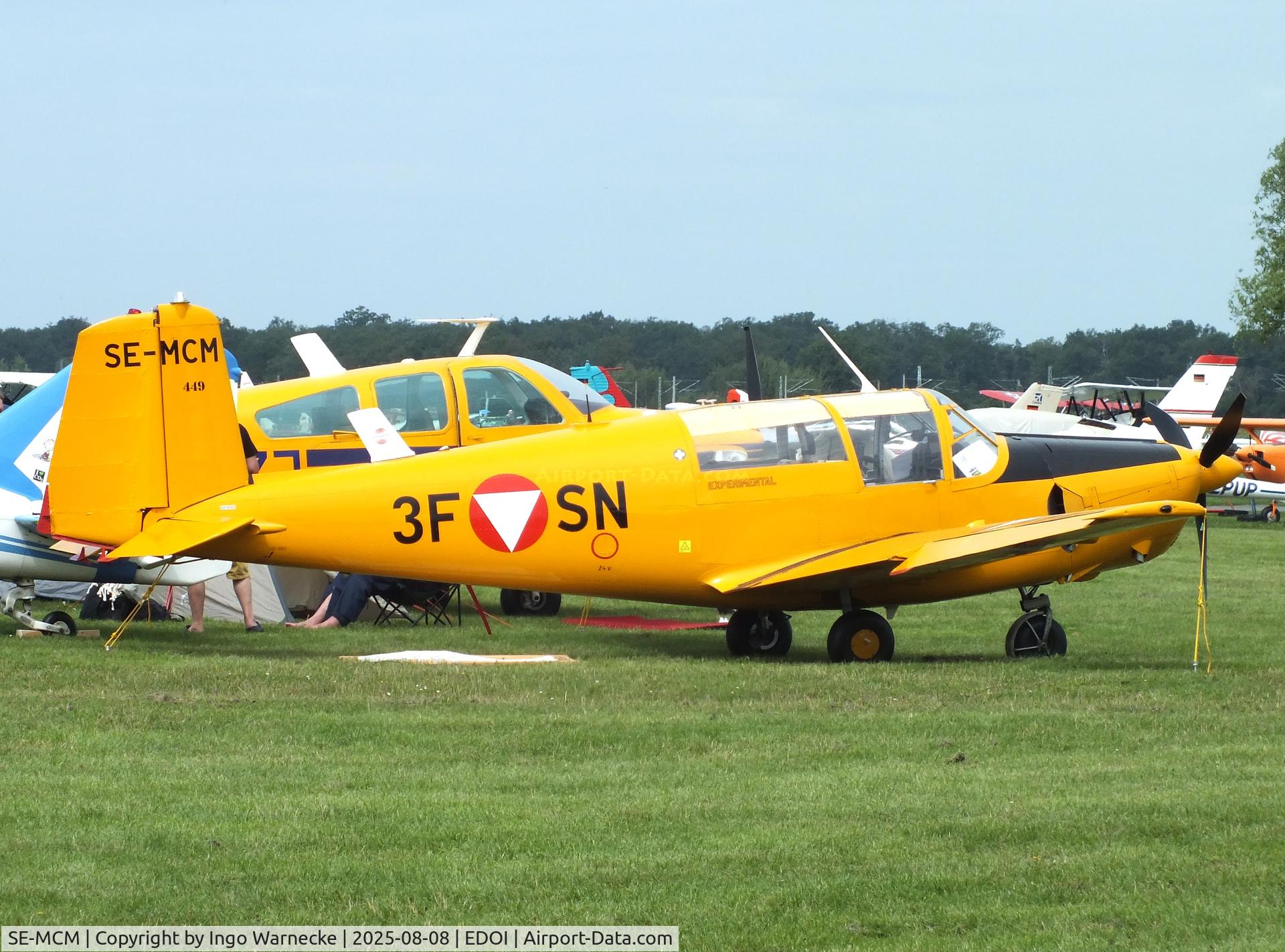 SE-MCM, Saab 91D Safir C/N 91-449, Saab 91D Safir at Bienenfarm airfield during the 2025 Quax Bücker-Treffen (Bücker-Meeting) and Vintage Aerobatic World Championships