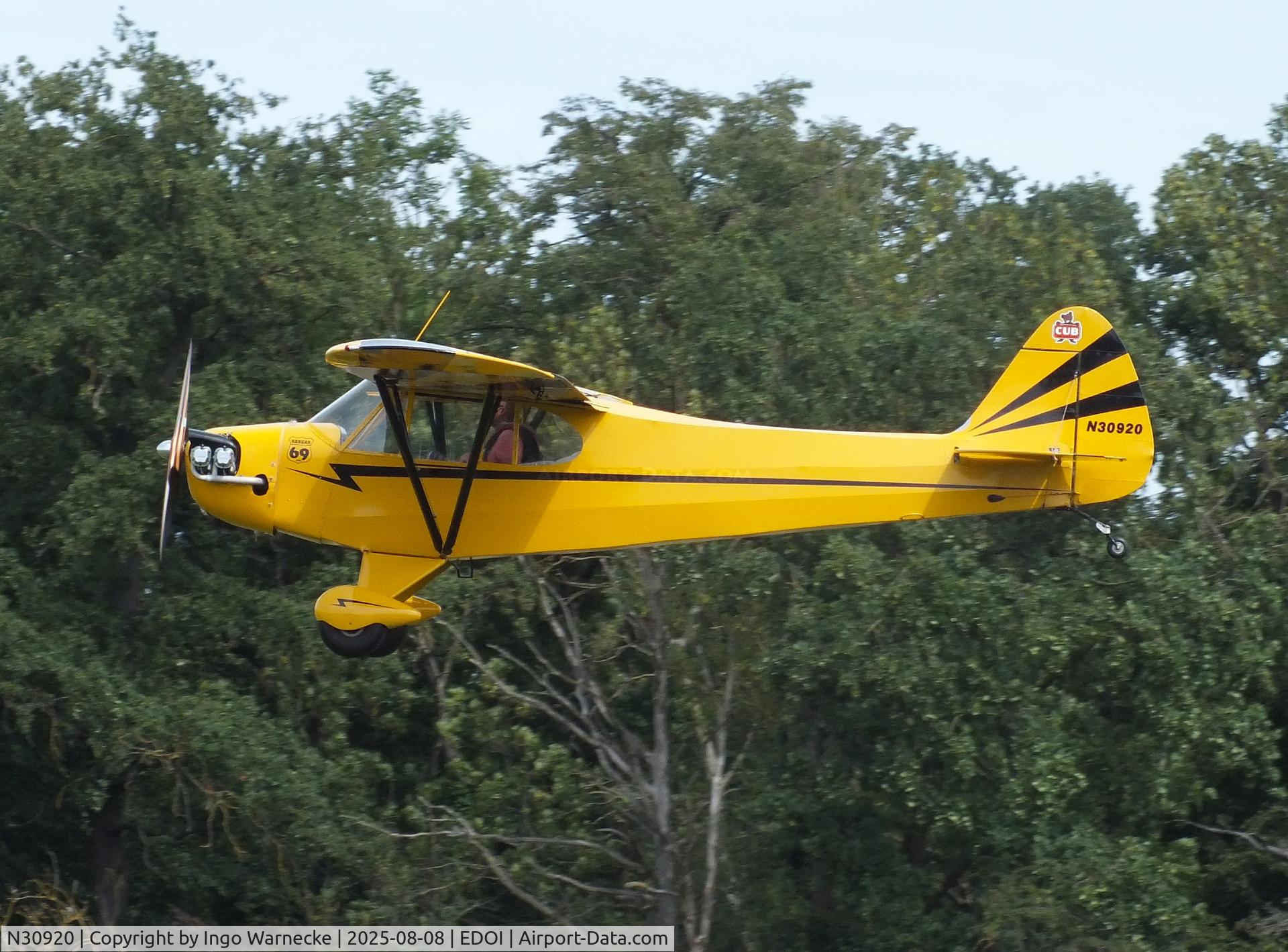 N30920, 1940 Piper J3C-65 Cub C/N 5202, Piper J3C-65 Cub at Bienenfarm airfield during the 2025 Quax Bücker-Treffen (Bücker-Meeting) and Vintage Aerobatic World Championships