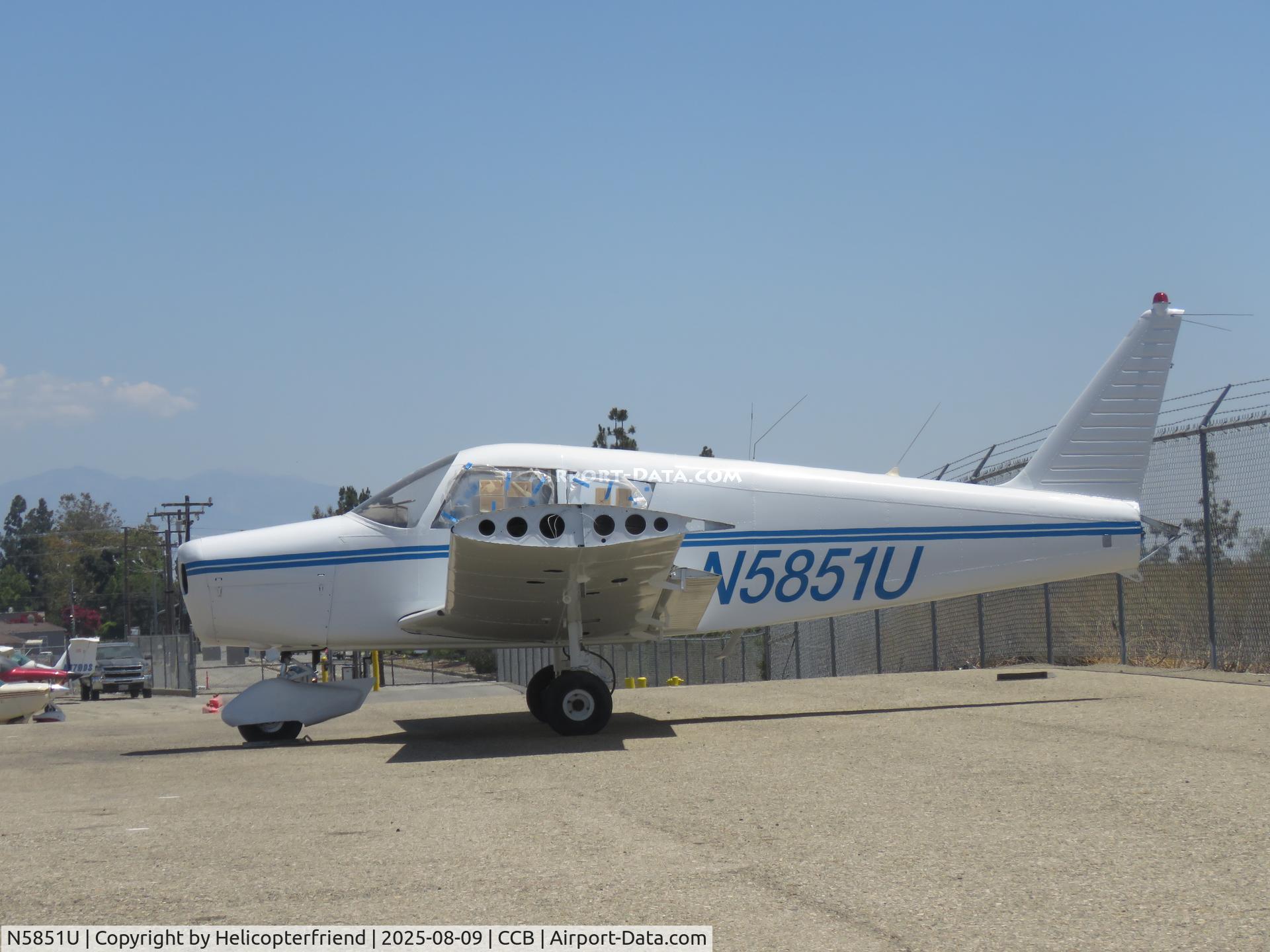 N5851U, 1969 Piper PA-28-140 C/N 28-26683, Parked with windows covered