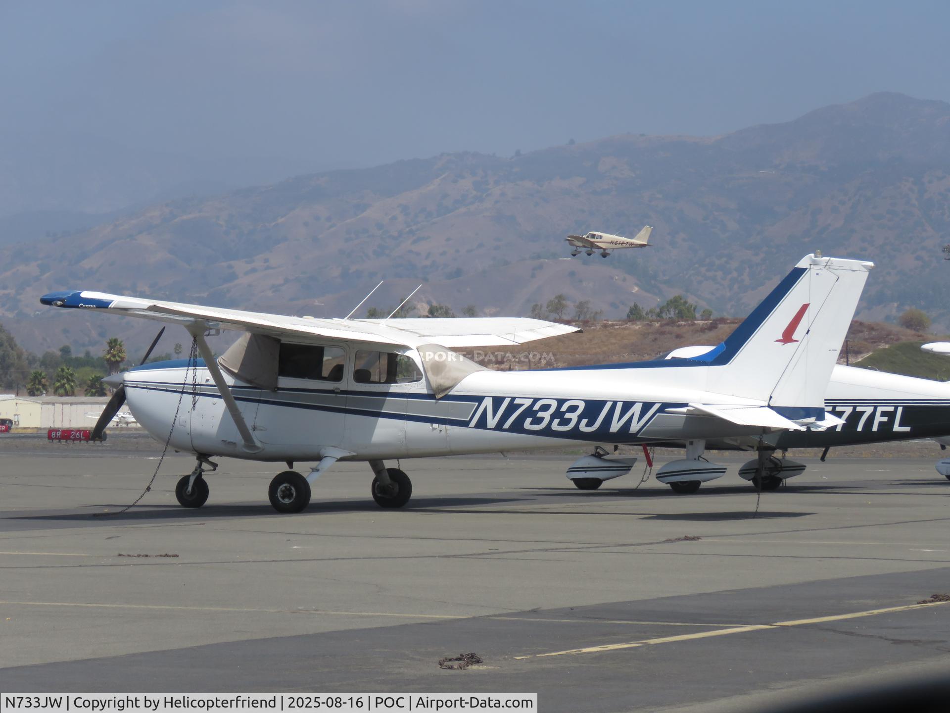 N733JW, 1976 Cessna 172N C/N 17268339, Parked in transit parking