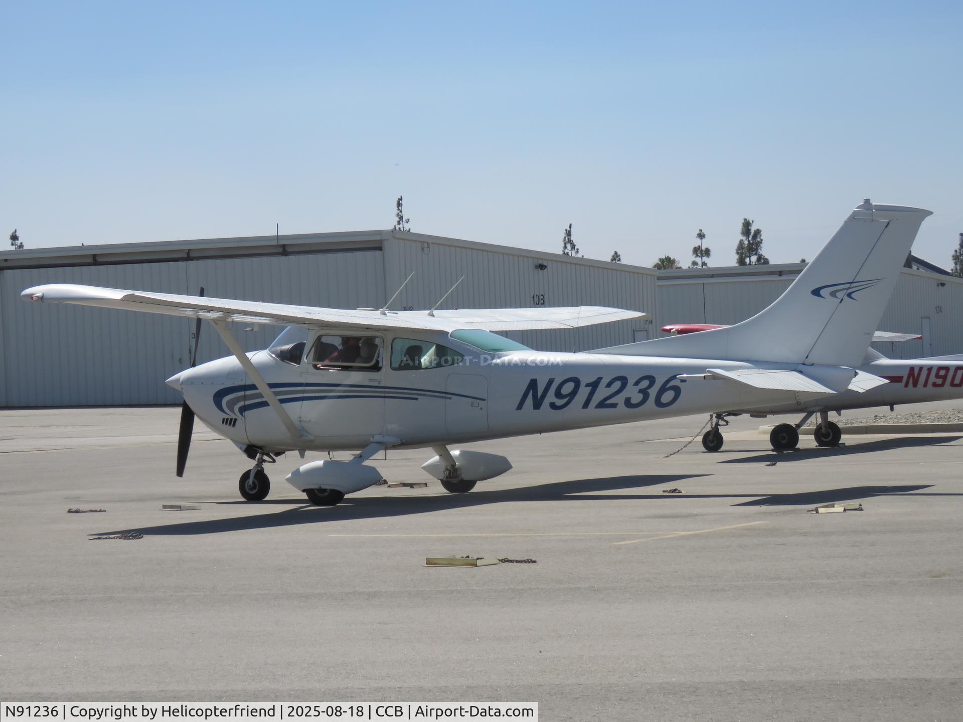 N91236, 1973 Cessna 182P Skylane C/N 18261980, Parked in transit parking
