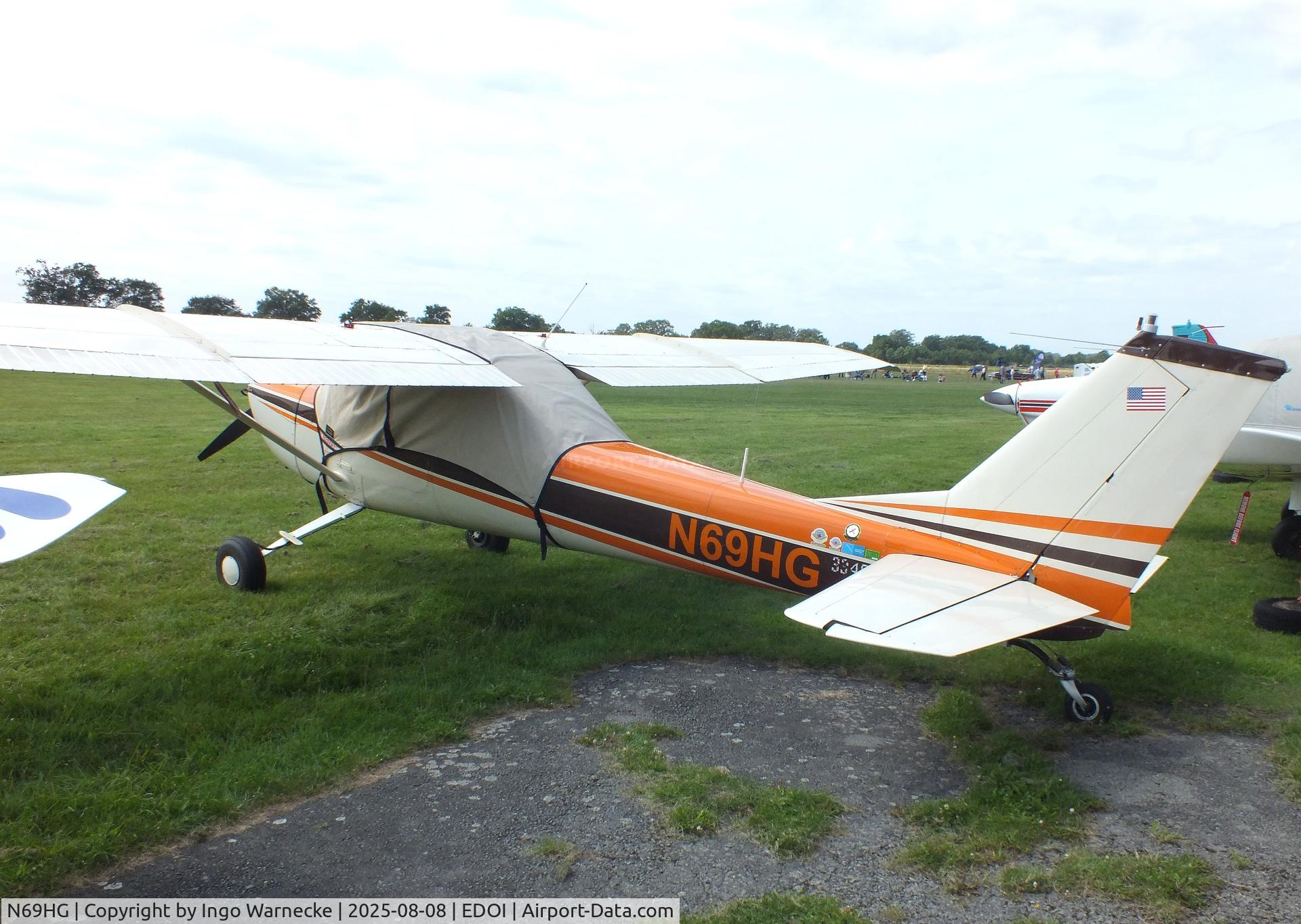 N69HG, 1967 Cessna 150G C/N 15066045, Cessna 150G at Bienenfarm airfield during the 2025 Quax Bücker-Treffen (Bücker-Meeting) and Vintage Aerobatic World Championships