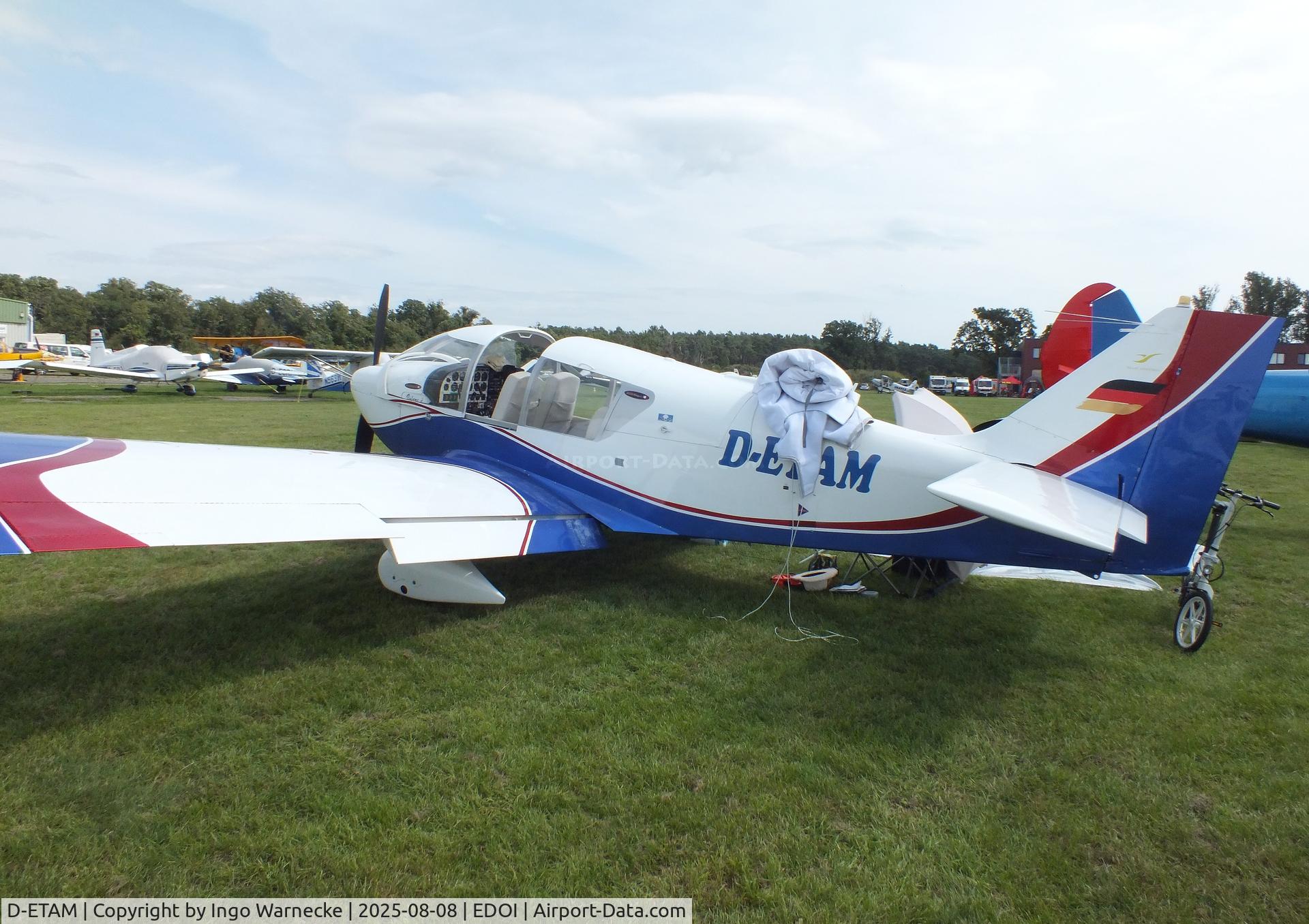 D-ETAM, 1971 Robin HR-100-200B Royale C/N 114, Robin HR.100-200B Royale at Bienenfarm airfield during the 2025 Quax Bücker-Treffen (Bücker-Meeting) and Vintage Aerobatic World Championships
