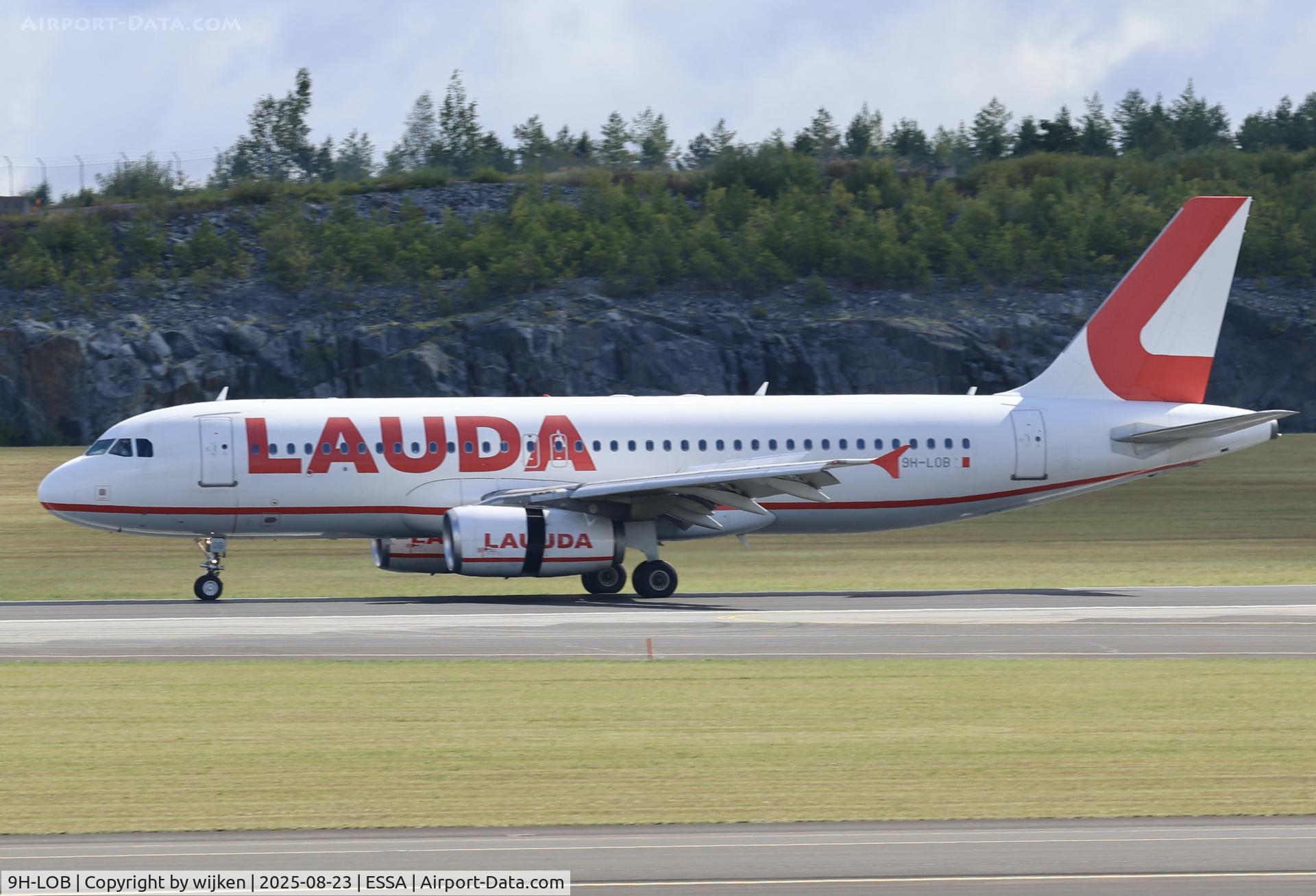 9H-LOB, 2006 Airbus A320-232 C/N 2928, Rwy 01R