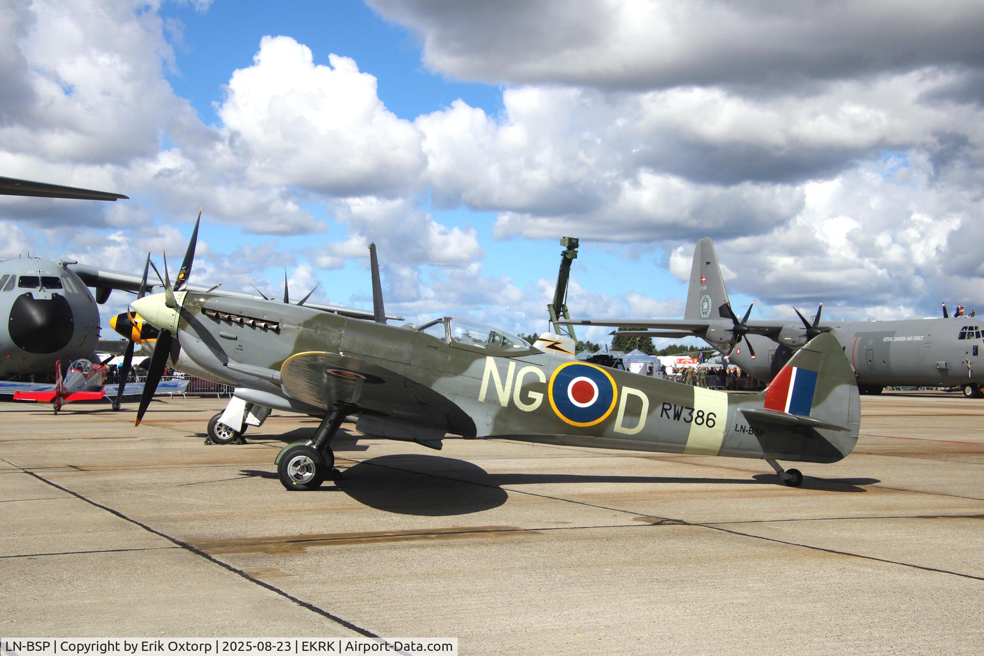 LN-BSP, 1945 Vickers Supermarine. Spitfire MK.XVIe C/N CBAF.IX.4644, LN-BSP t the Roskilde Air Show