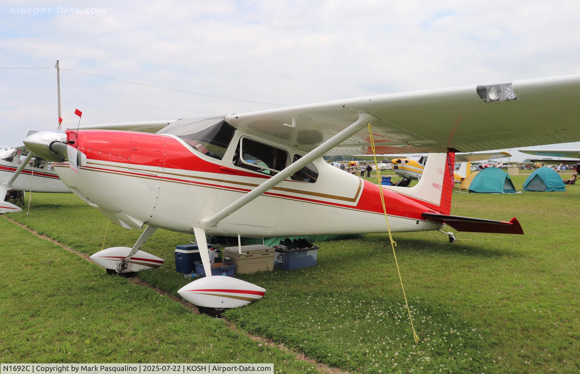 N1692C, 1953 Cessna 180 C/N 30392, Cessna 180