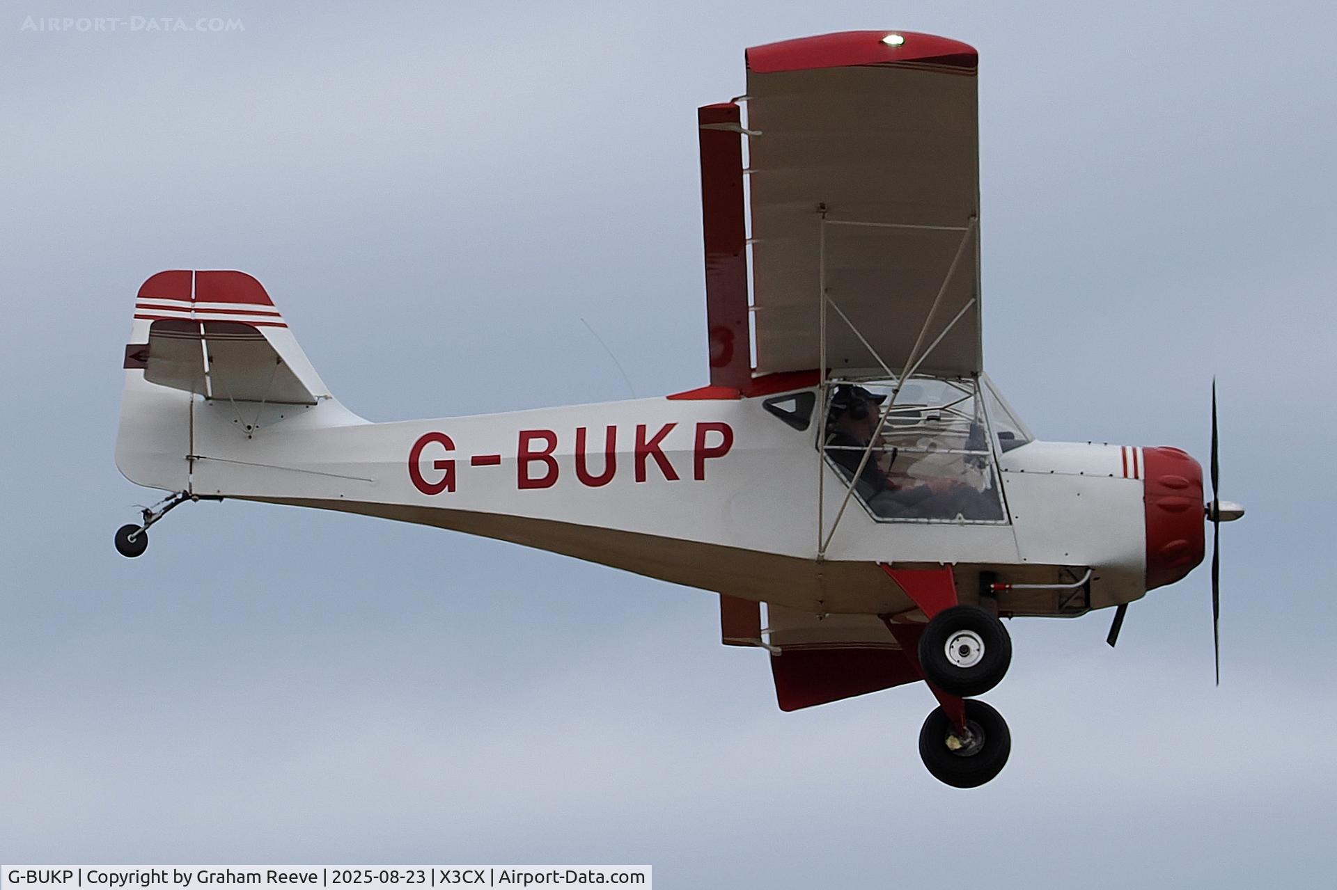 G-BUKP, 1992 Denney Kitfox MK2 C/N PFA 172-12301, Landing at Northrepps.