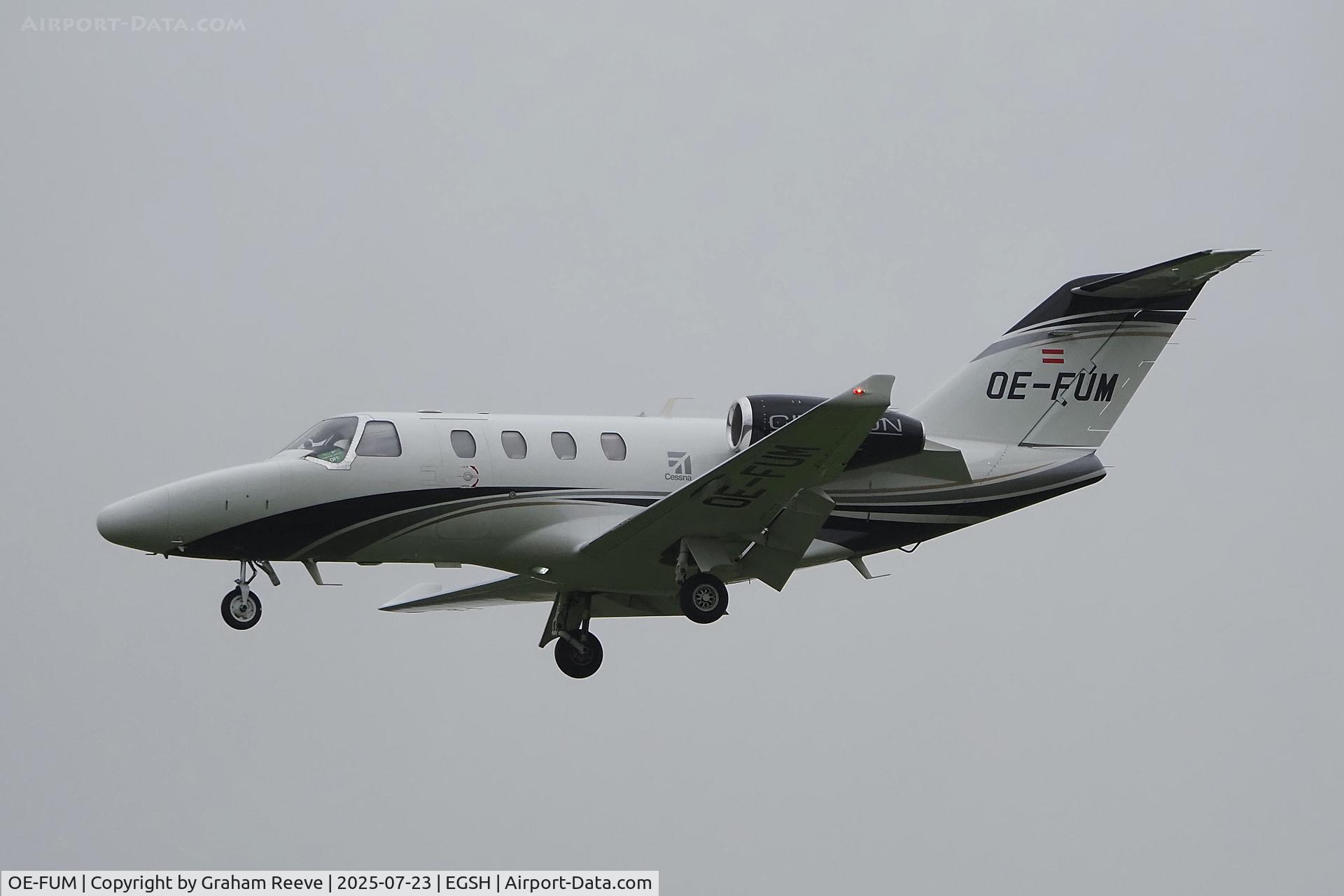 OE-FUM, Cessna 525 CitationJet M2 C/N 525-1081, Landing at Norwich.