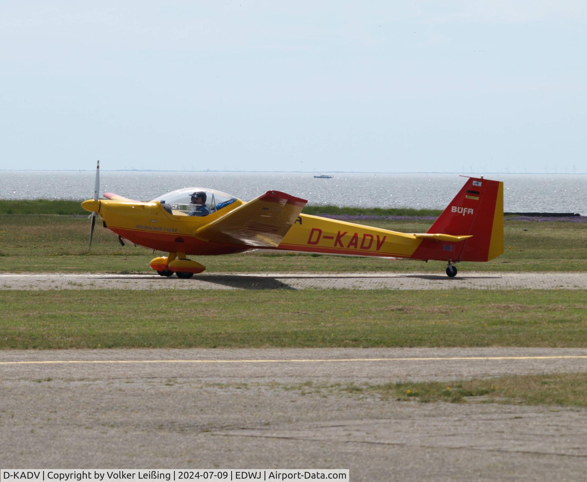 D-KADV, 2021 Scheibe SF-25C TL C/N 44742, landing