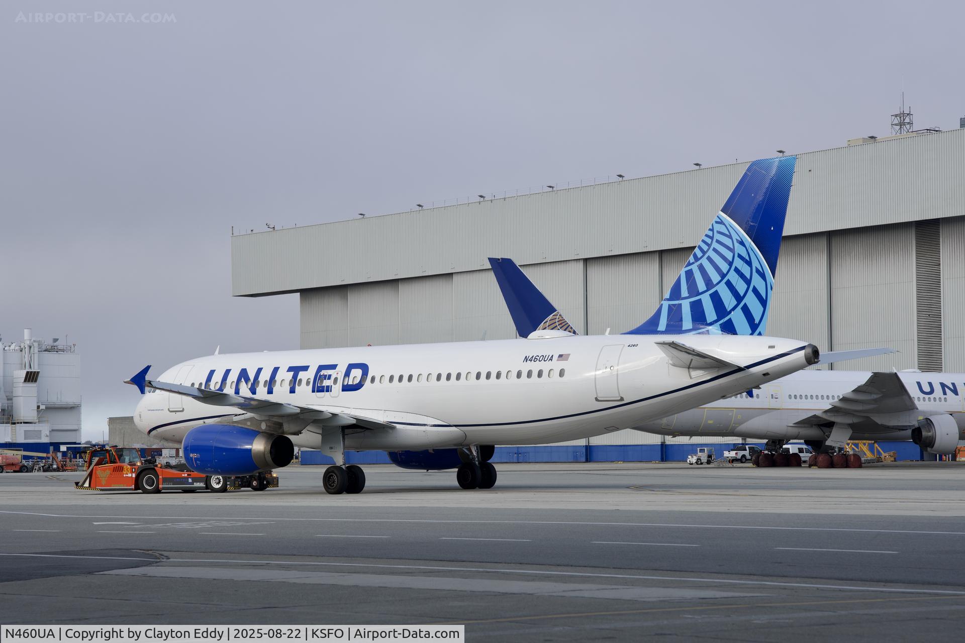 N460UA, 2000 Airbus A320-232 C/N 1248, SFO 2025