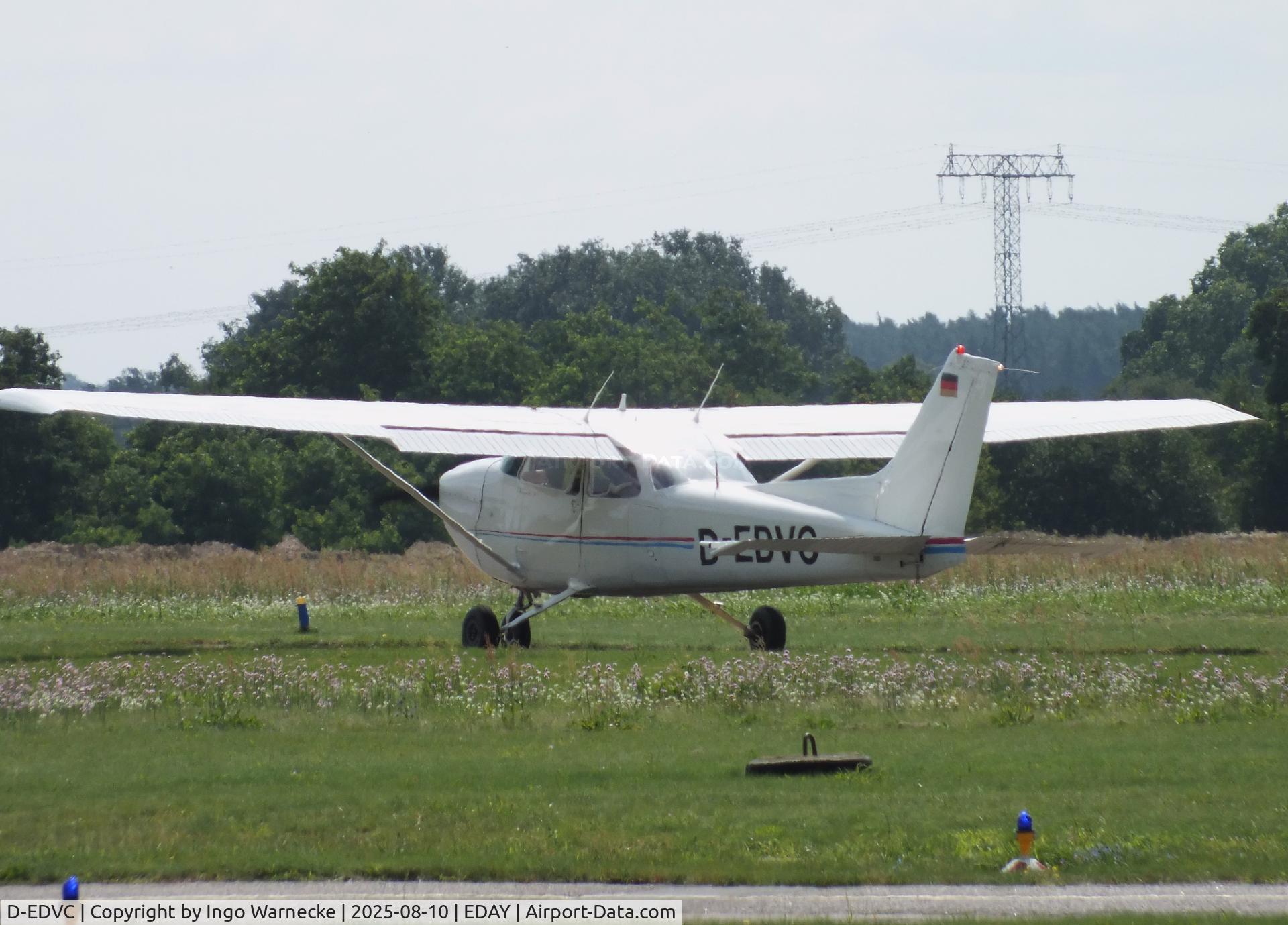 D-EDVC, 1976 Reims F172M Skyhawk C/N 1442, Cessna (Reims) F172M Skyhawk at Strausberg airfield '2508