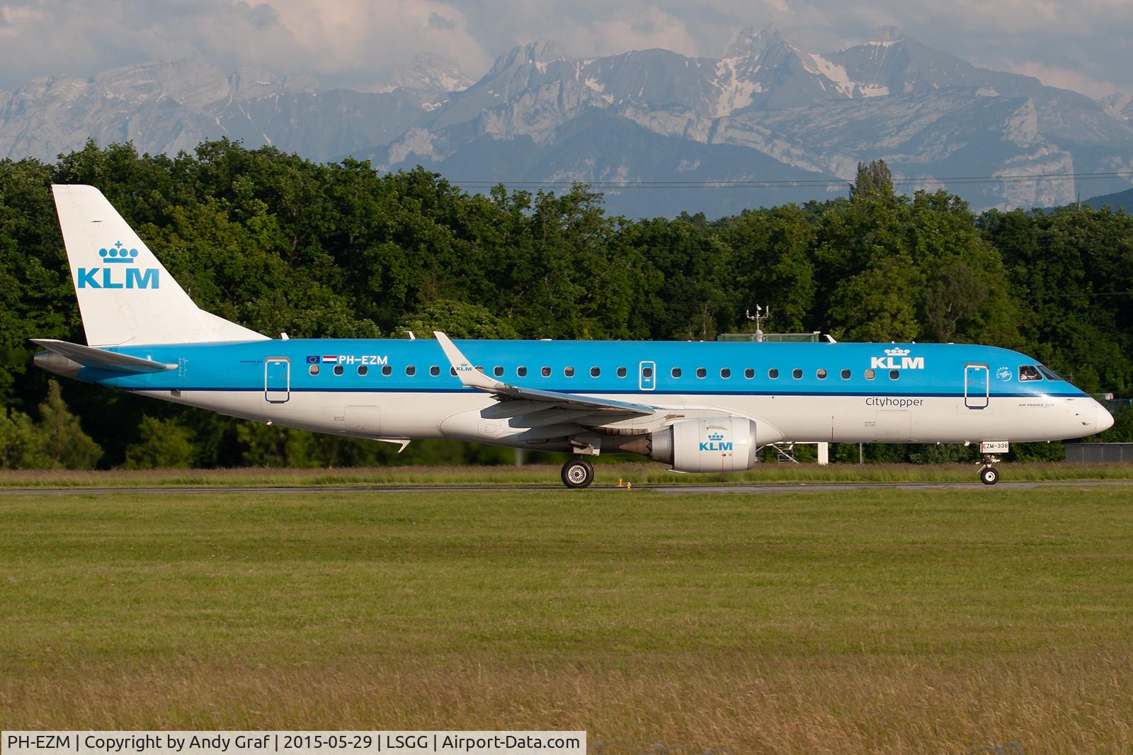 PH-EZM, 2010 Embraer 190LR (ERJ-190-100LR) C/N 19000338, KLM EMB190