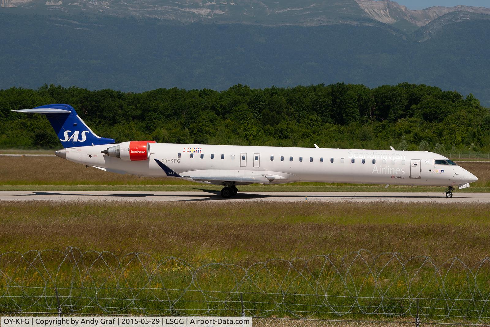 OY-KFG, 2009 Bombardier CRJ-900ER (CL-600-2D24) C/N 15237, SAS CRJ900