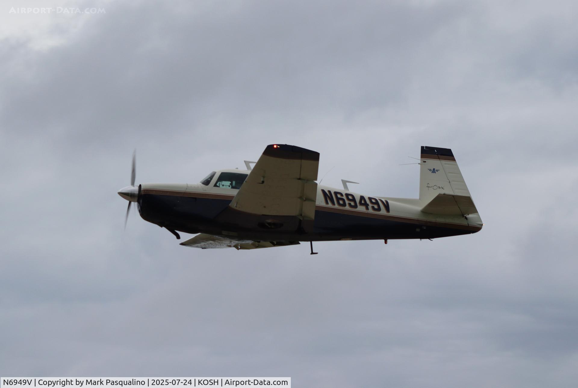 N6949V, 1975 Mooney M20F Executive C/N 22-1322, Mooney M20F