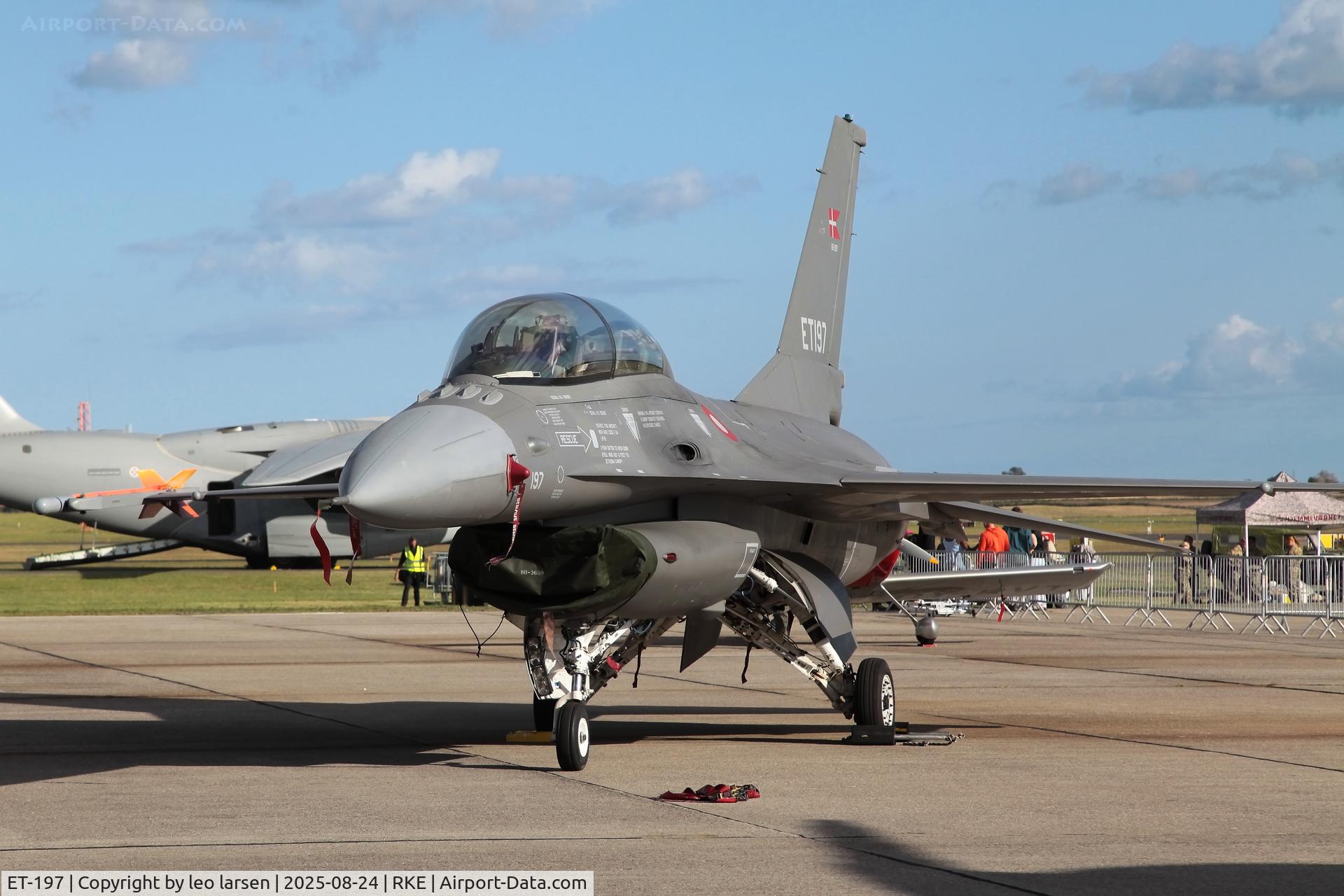 ET-197, 1978 General Dynamics F-16B Fighting Falcon C/N 6G-13, Roskilde Airshow 24.8.2025