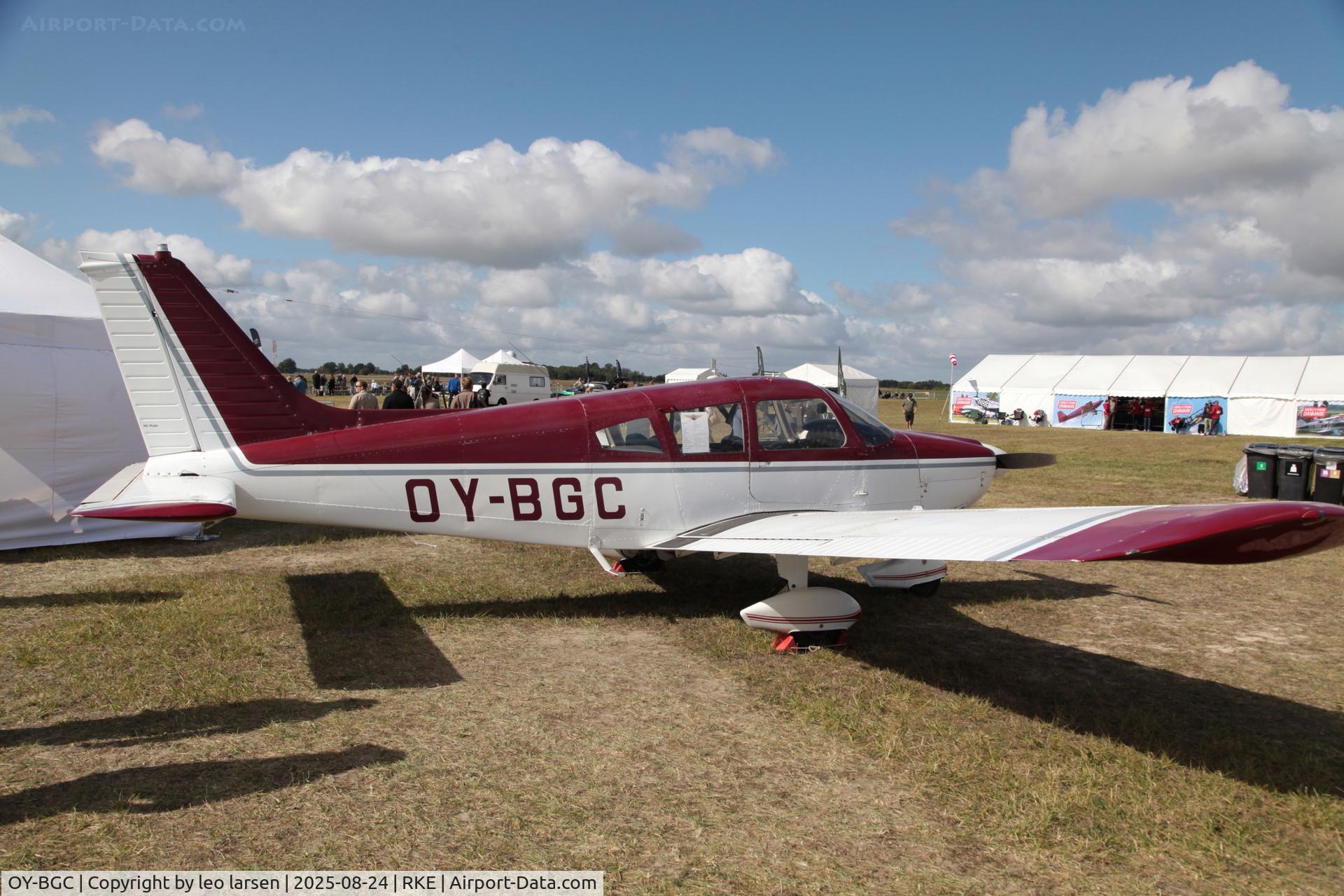OY-BGC, 1973 Piper PA-28-180 Archer C/N 28-7305290, Roskilde Airshow 24.8.2025