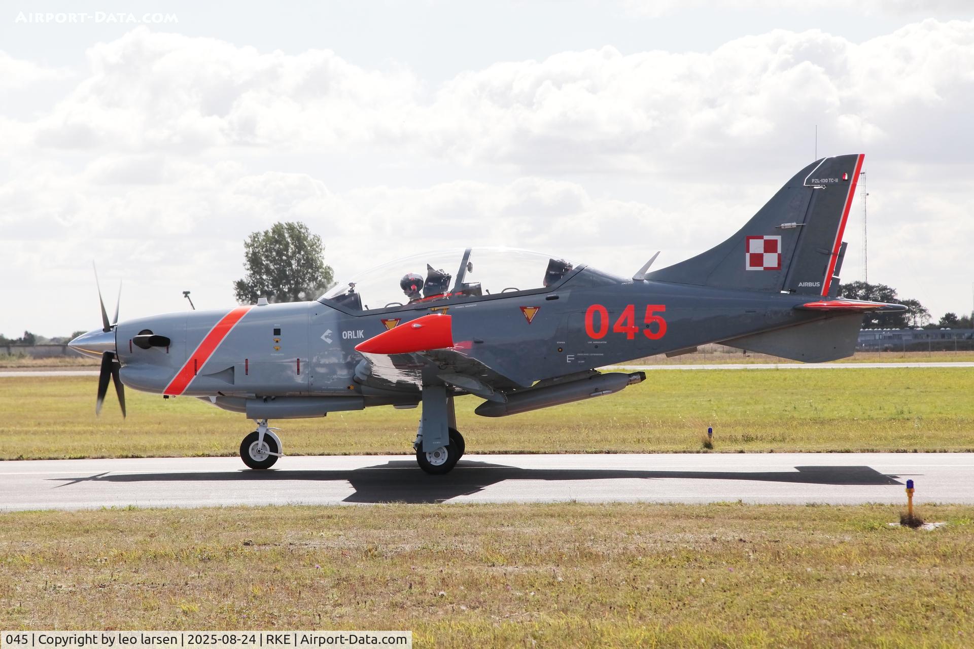 045, 1998 Harbin Y-12 C/N 0045, Roskilde Airshow 24.8.2025