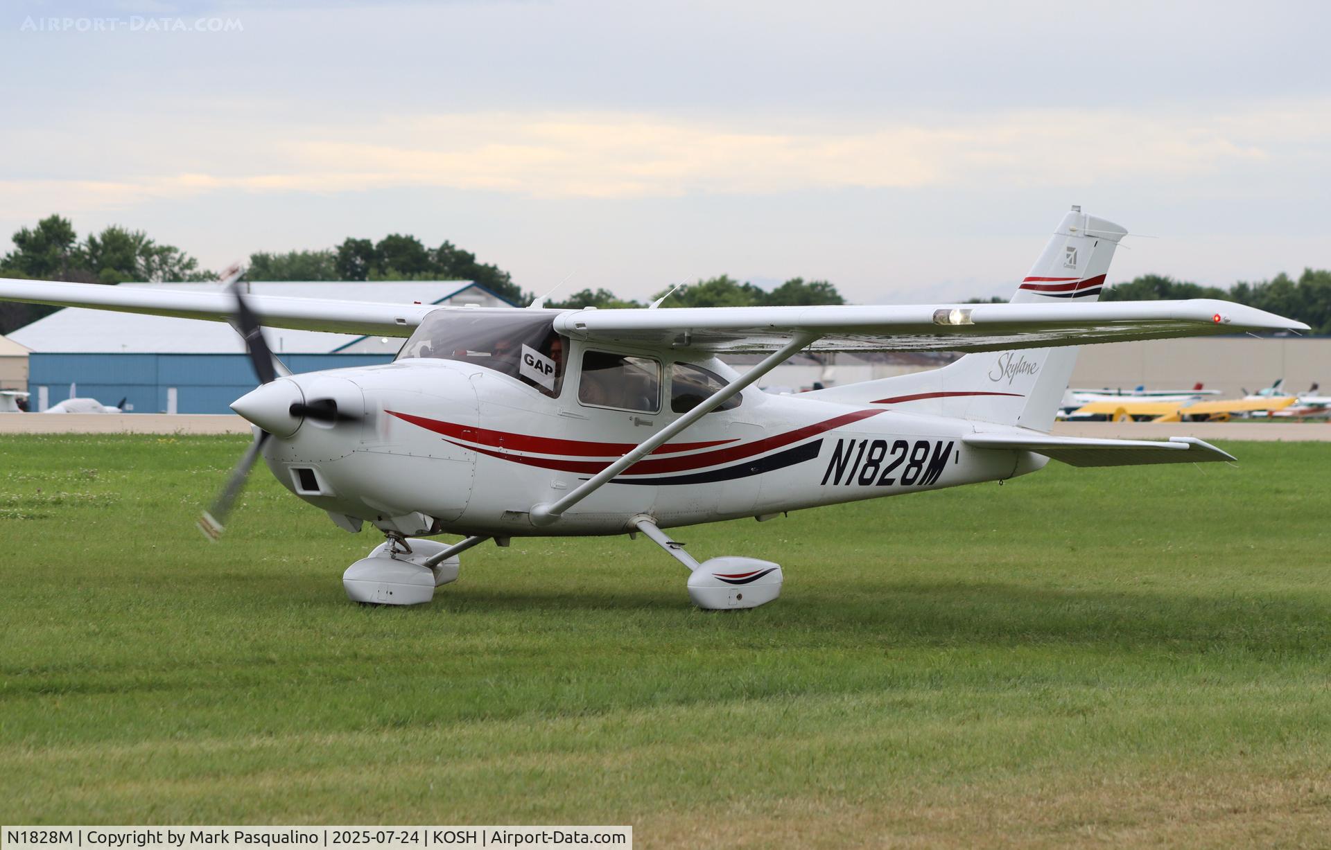 N1828M, 2000 Cessna 182S Skylane C/N 18280893, Cessna 182S
